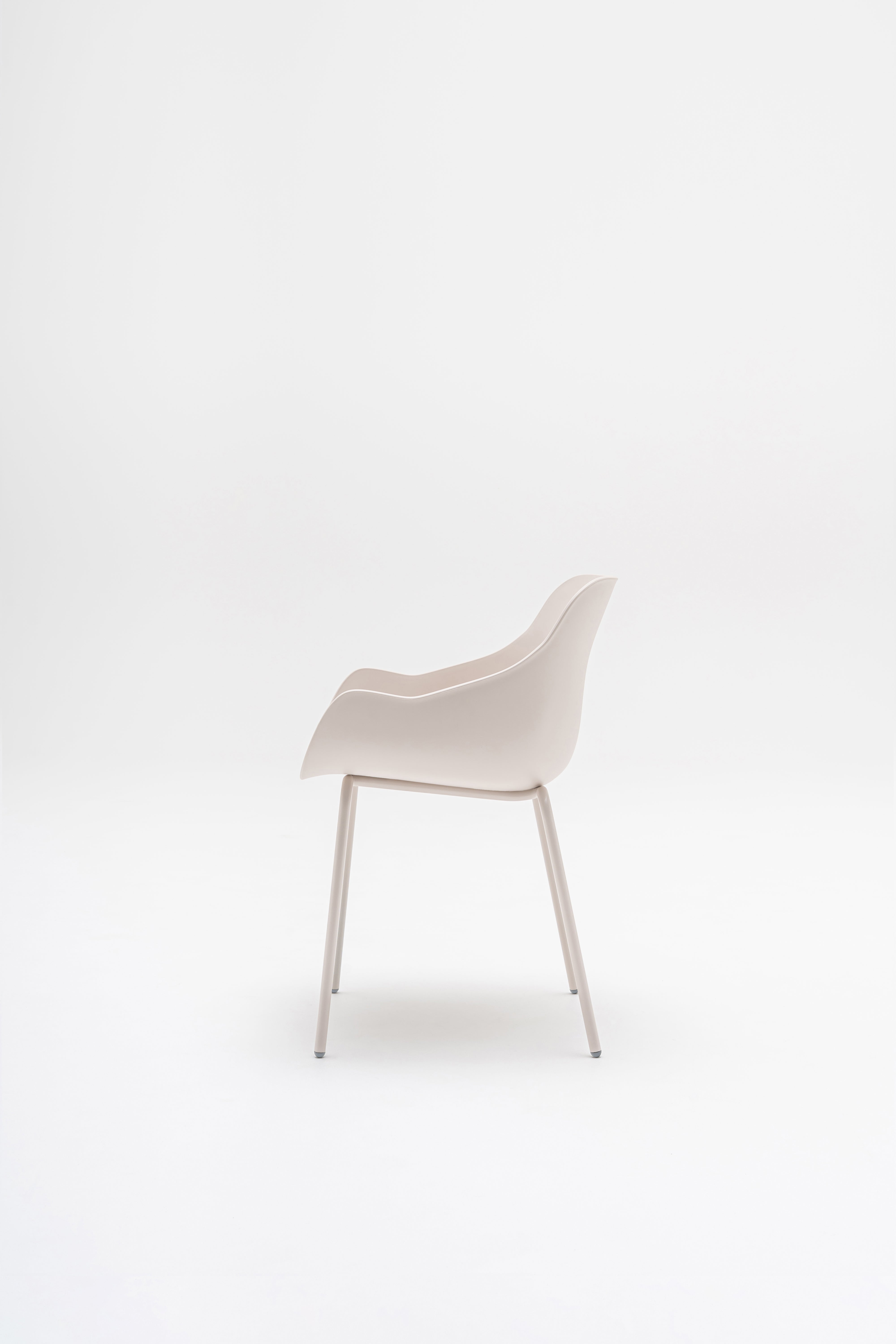 Baltischer Remix -Stuhlmetallbasis