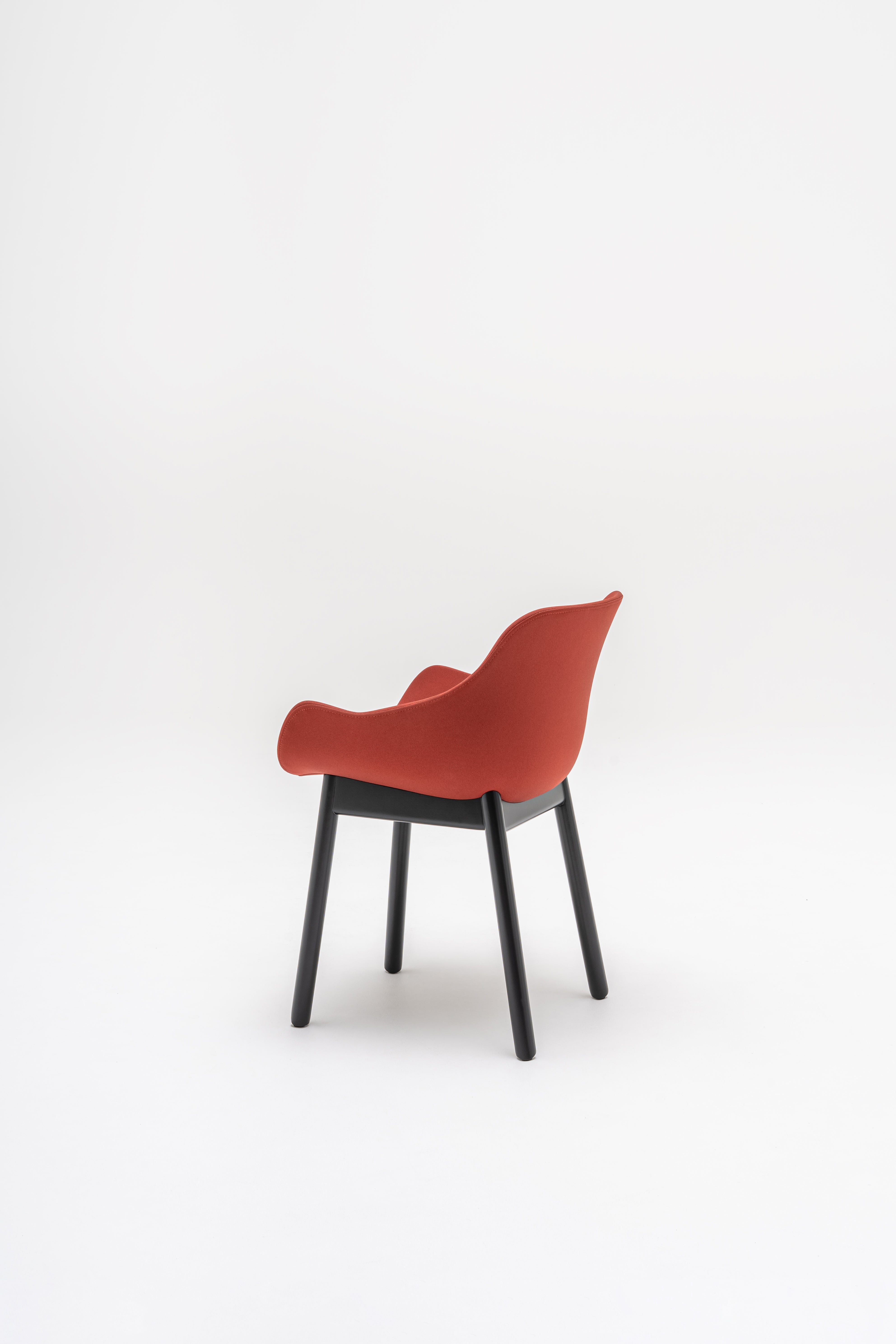 Gepolsterter Stuhl Baltic Classic Holzbasis