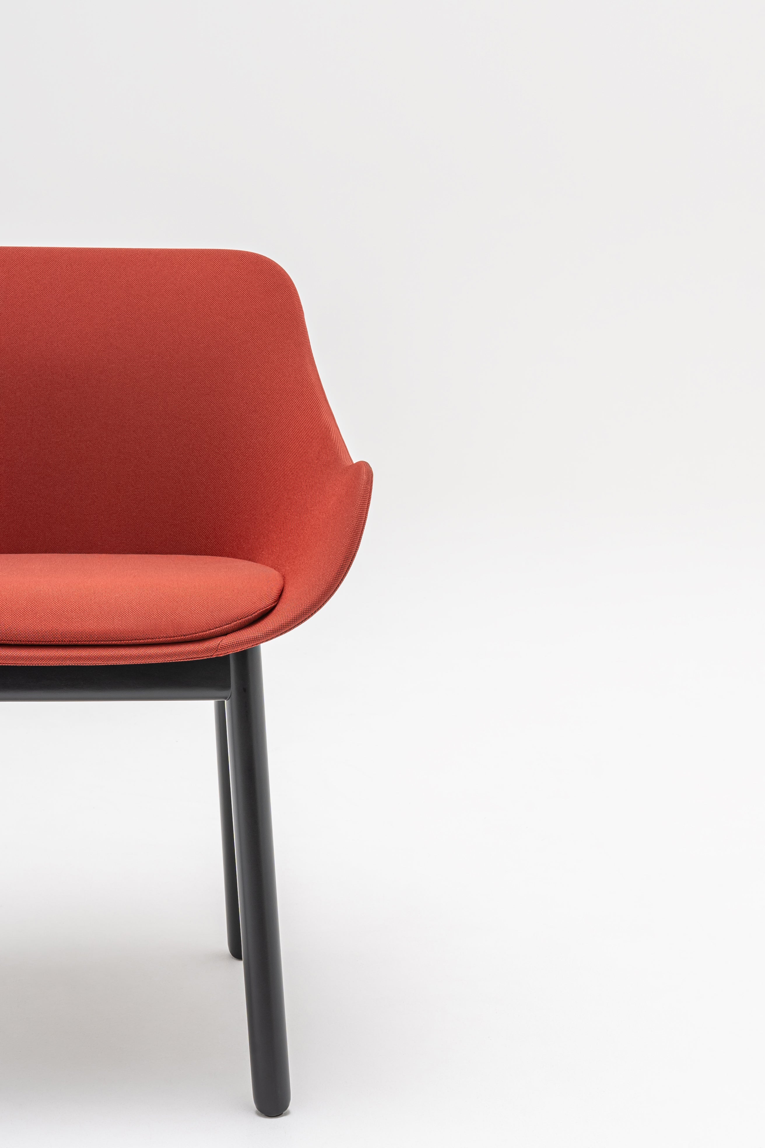 Gepolsterter Stuhl Baltic Classic Holzbasis