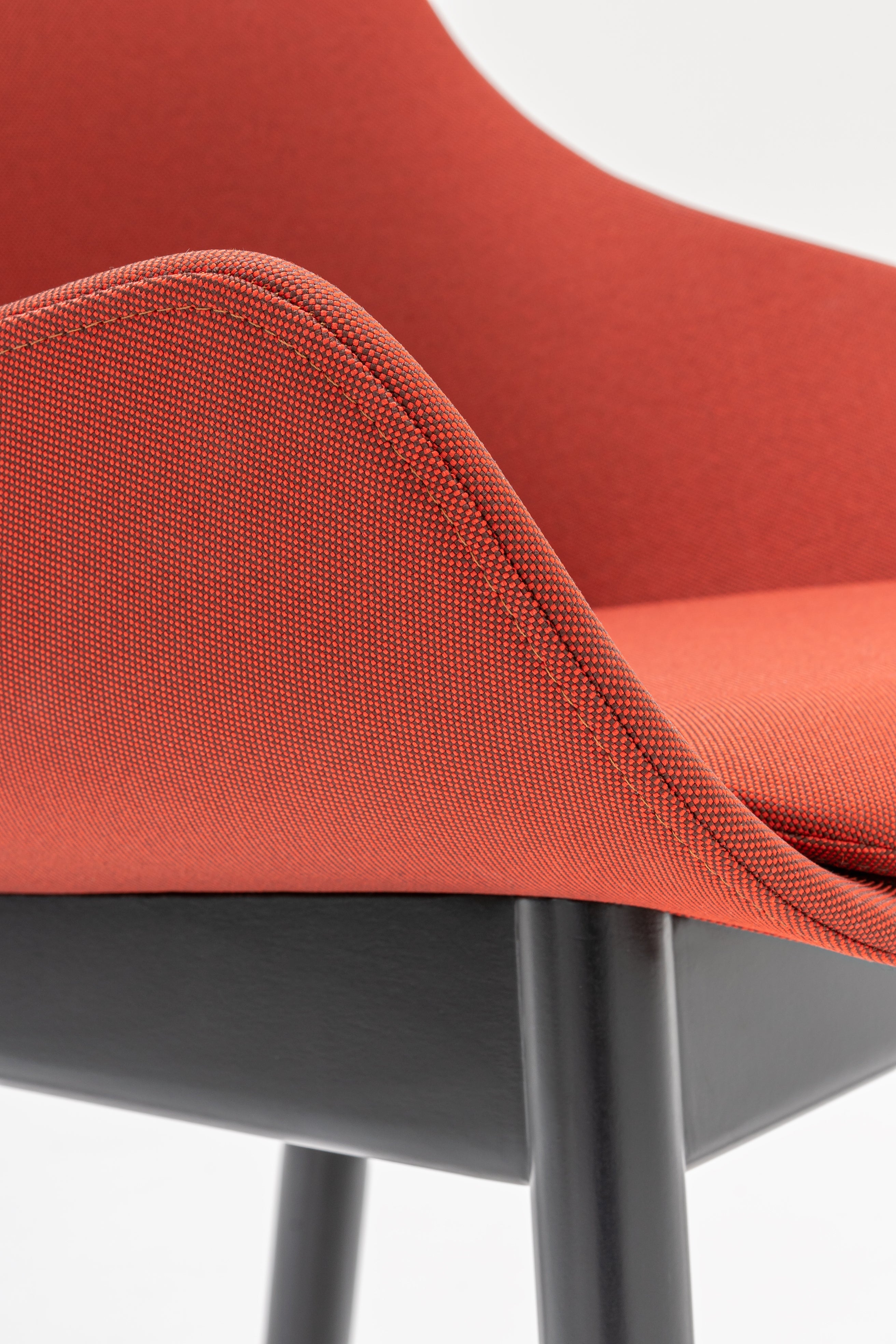 Gepolsterter Stuhl Baltic Classic Holzbasis