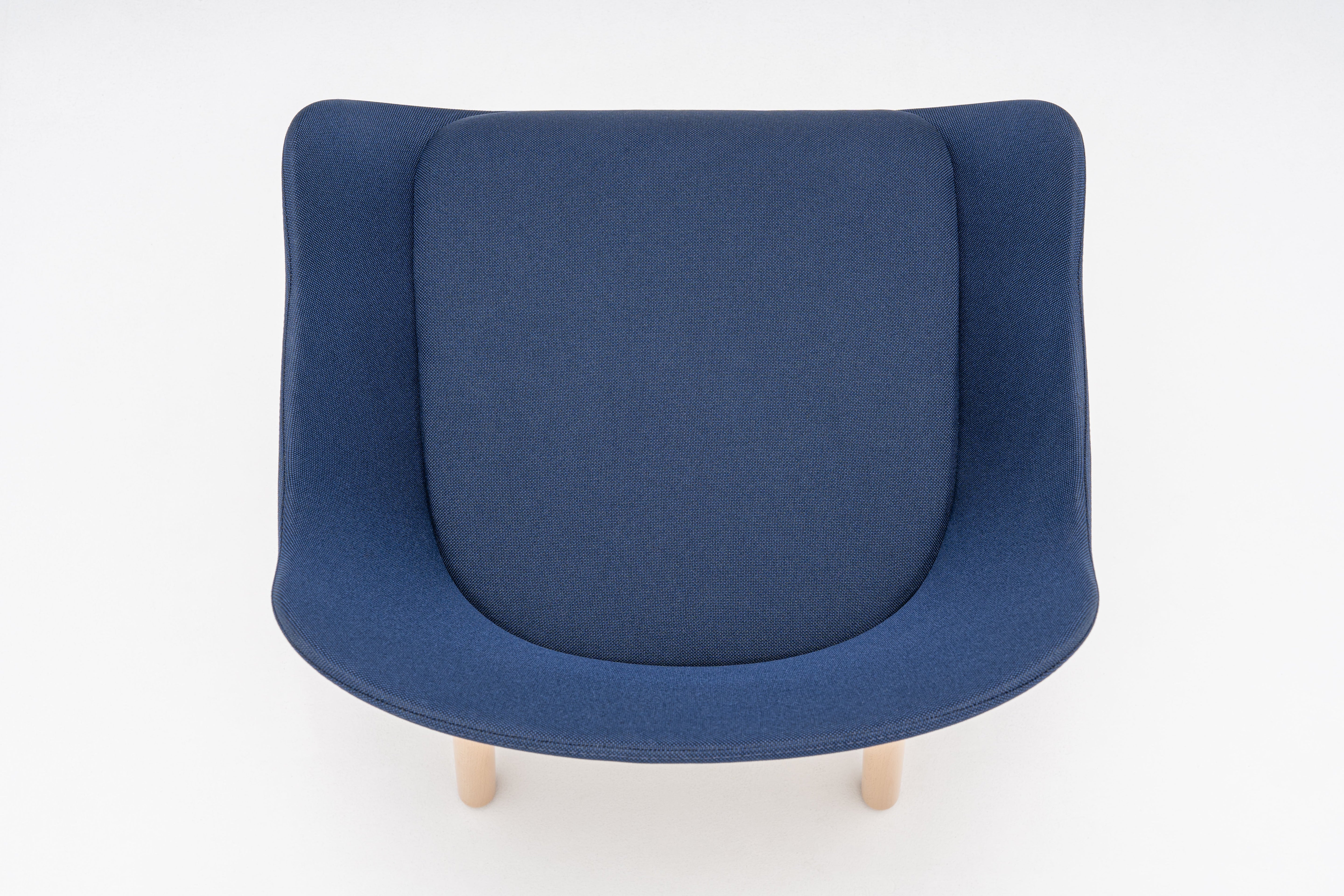 Gepolsterter Stuhl Baltic Classic Holzbasis