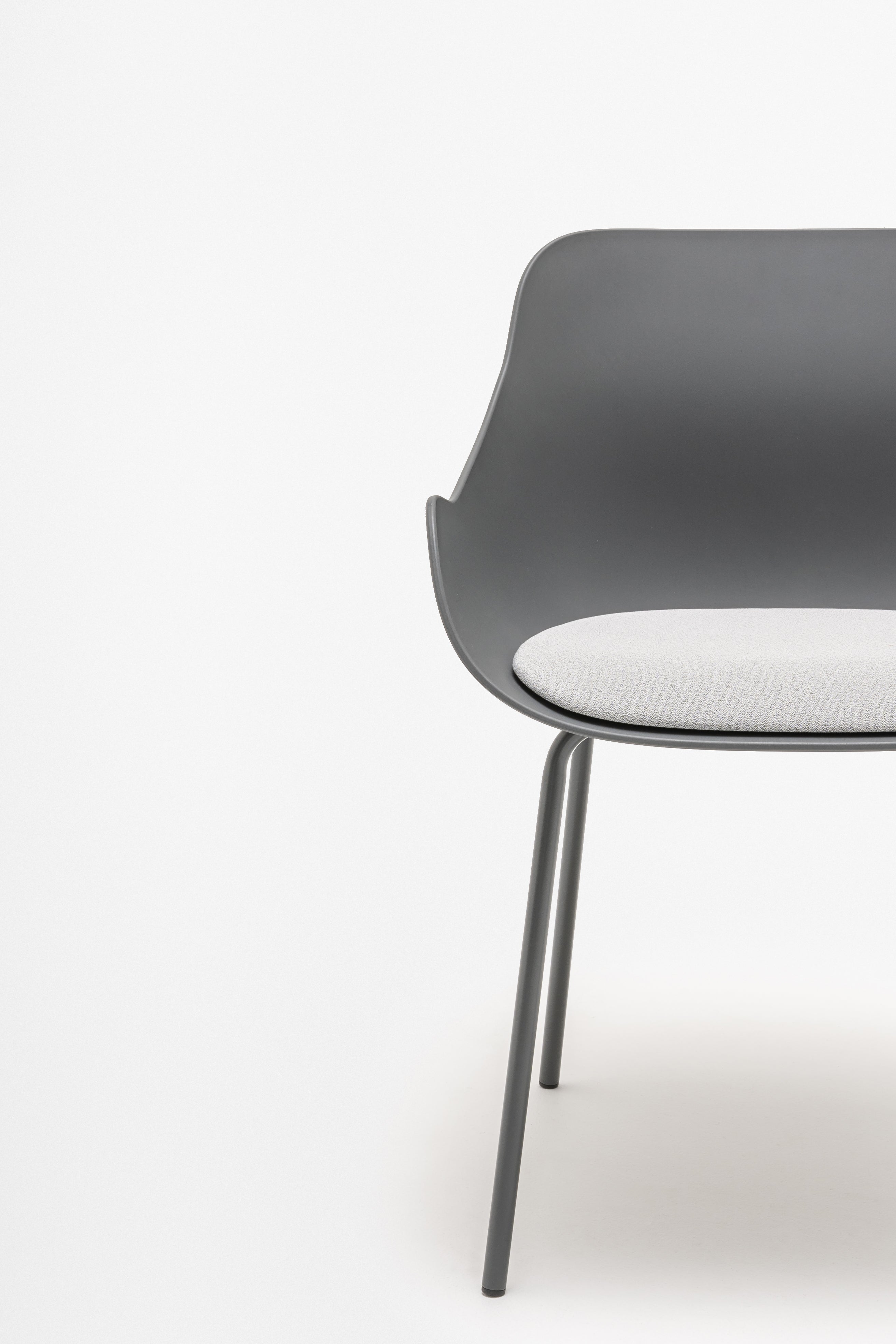 Baltischer Remix -Stuhlmetallbasis