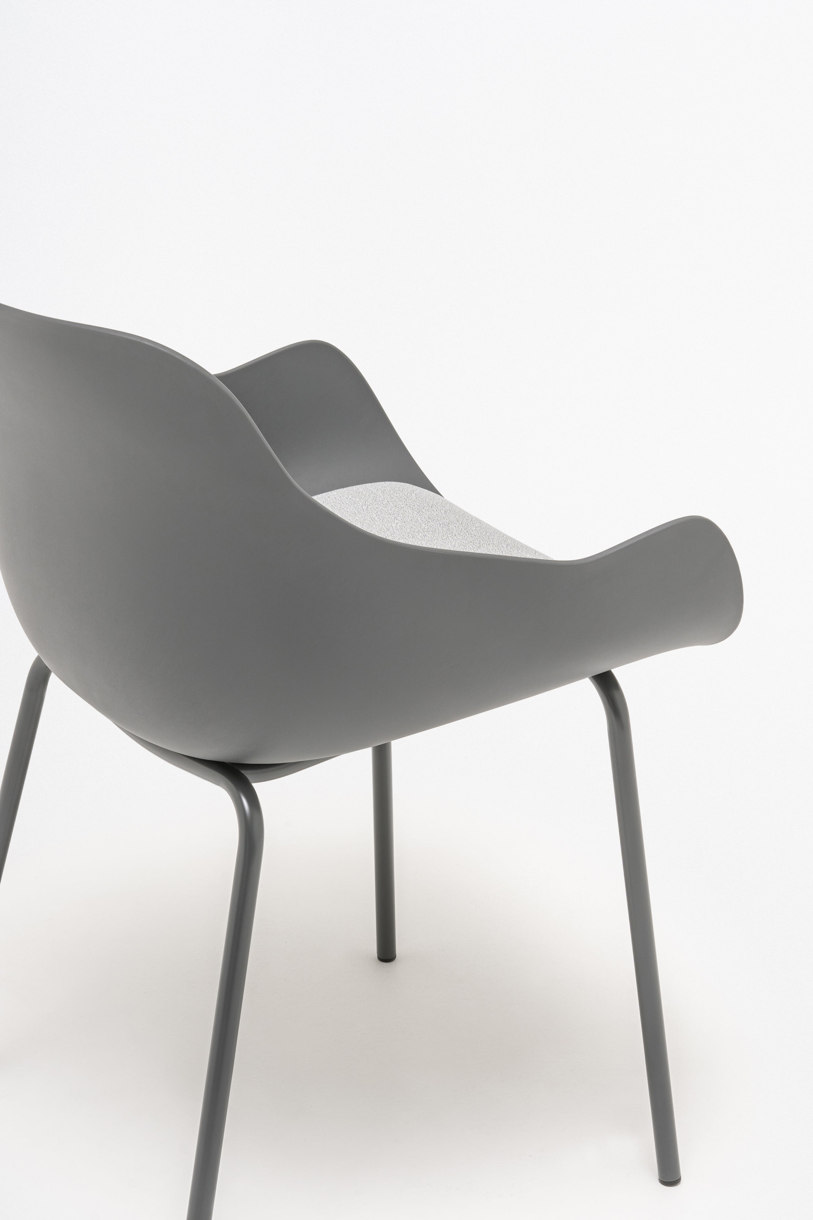 Baltischer Remix -Stuhlmetallbasis