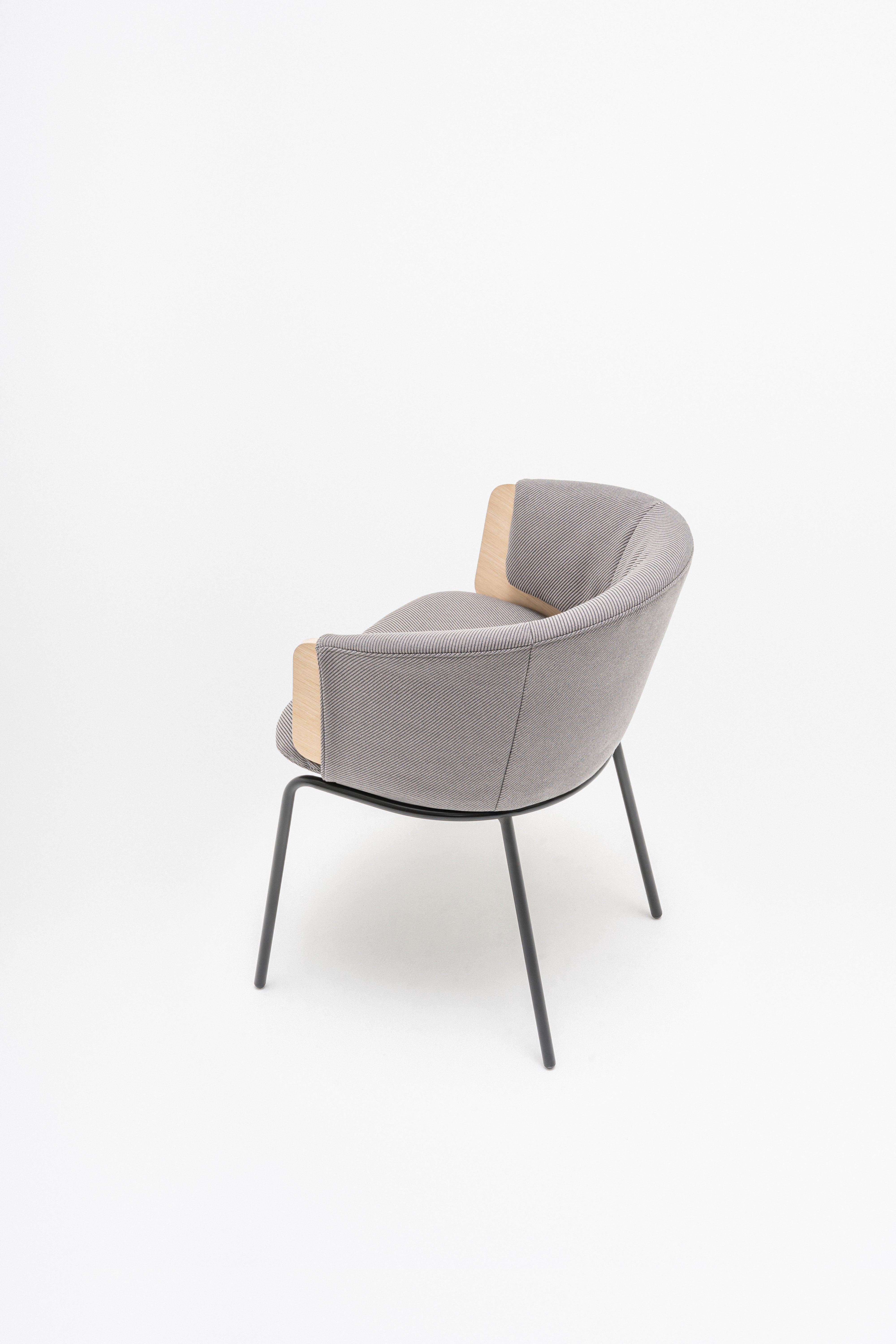 Krzesło COLLAR metalowa podstawa – .mdd