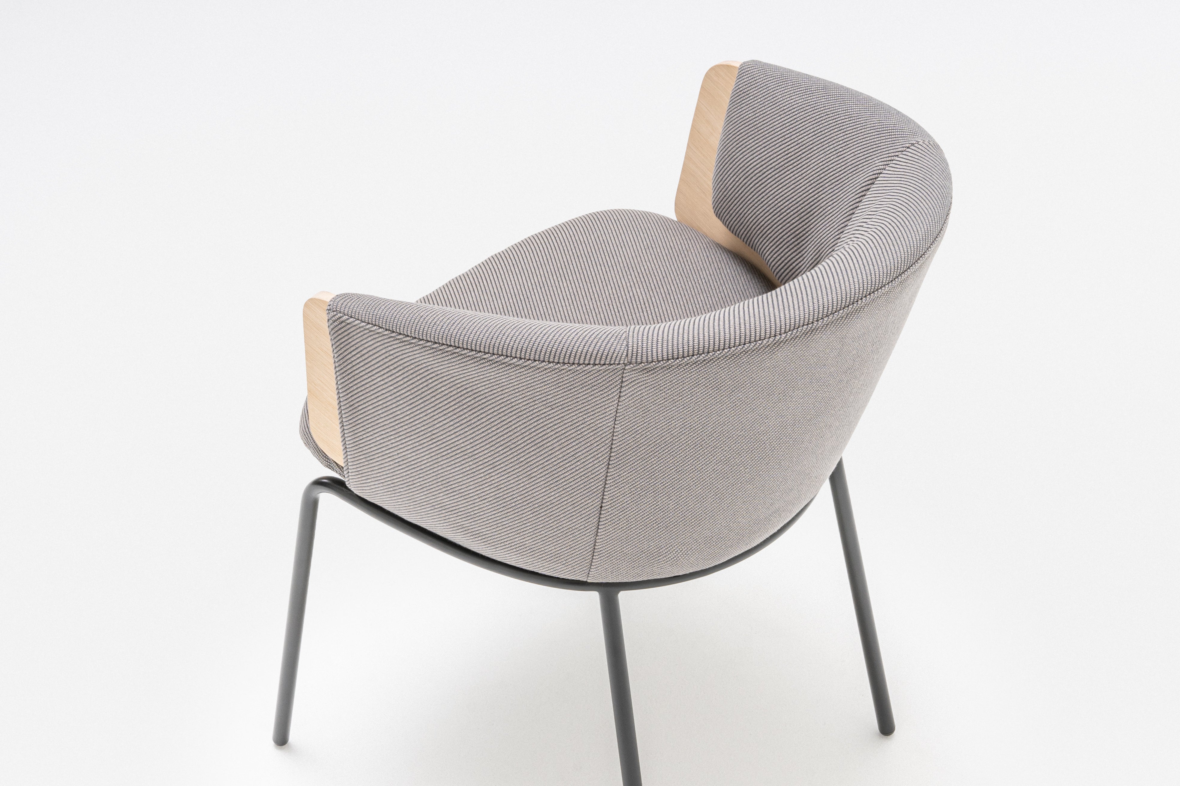 Krzesło COLLAR metalowa podstawa – .mdd