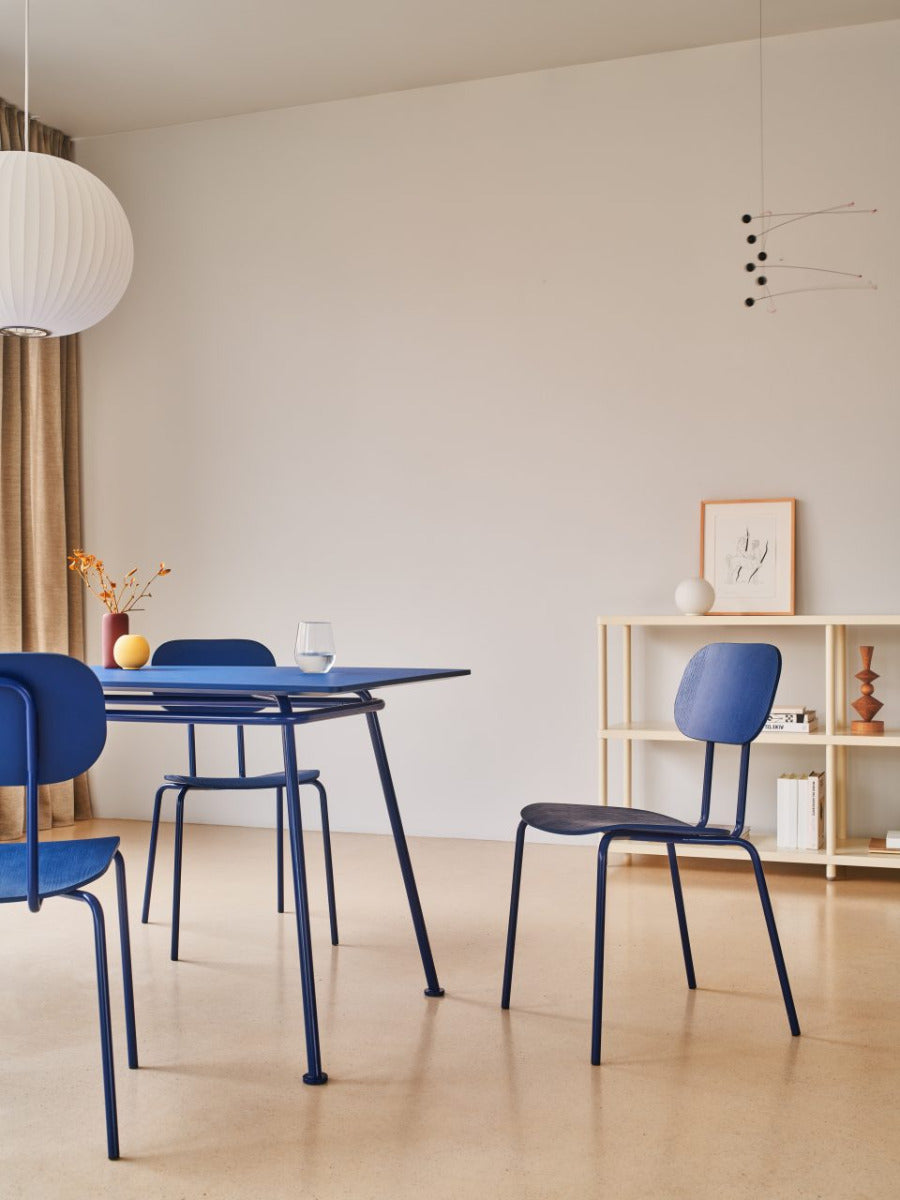 Neuer Schulstuhl Blue Basis