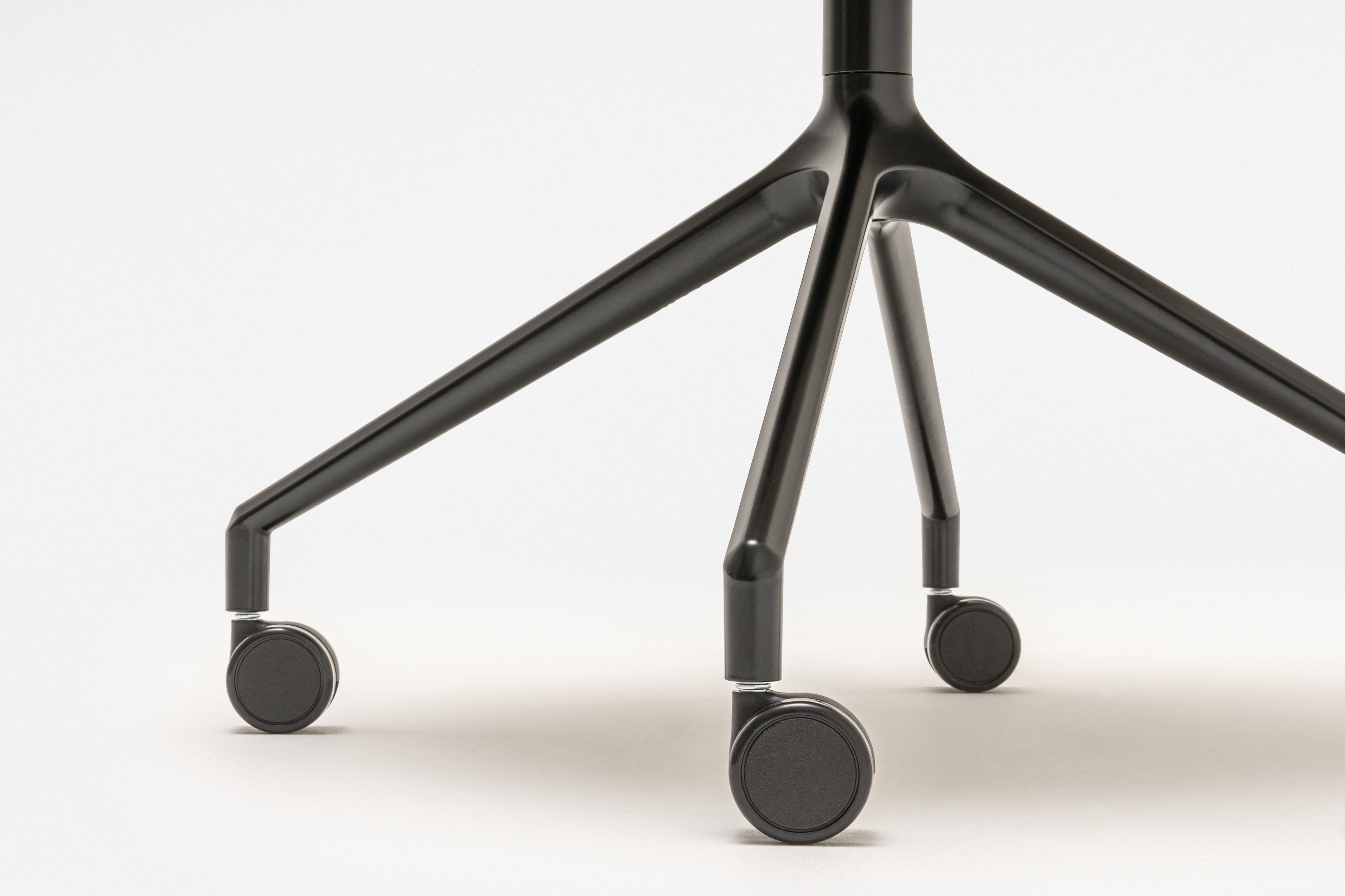 Office Chair Ultra Basis des Kreuzes mit Rädern für harte Oberfläche
