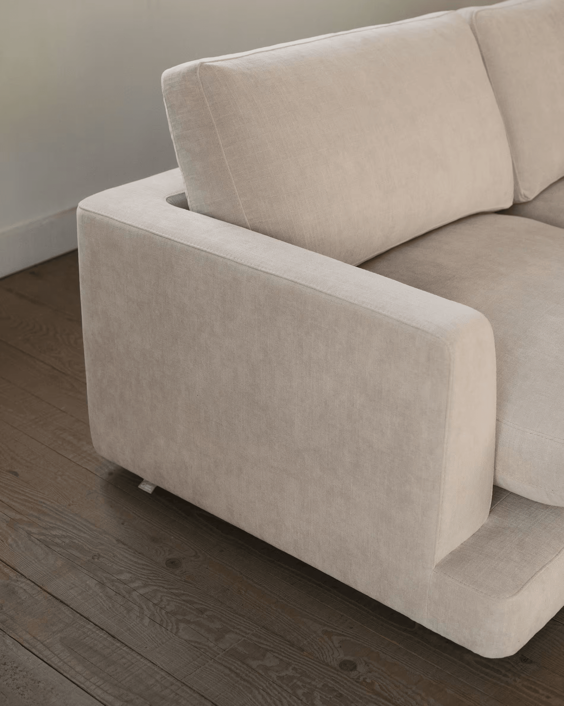 Sofa 6-osobowa GALA jasnobeżowy La Forma Eye on Design