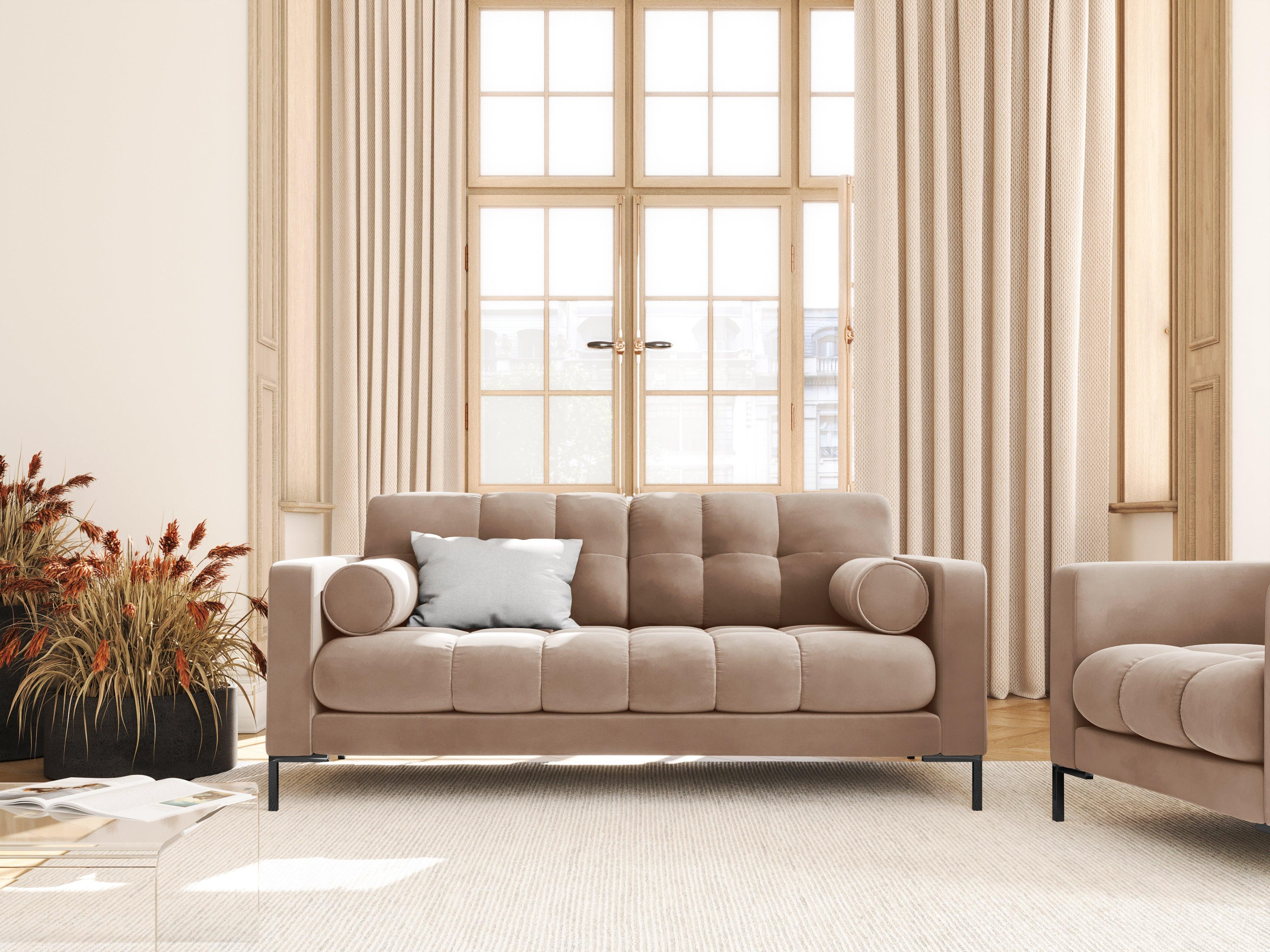 Sofa aksamitna 2-osobowa BALI beżowy z czarną podstawą Cosmopolitan Design Eye on Design