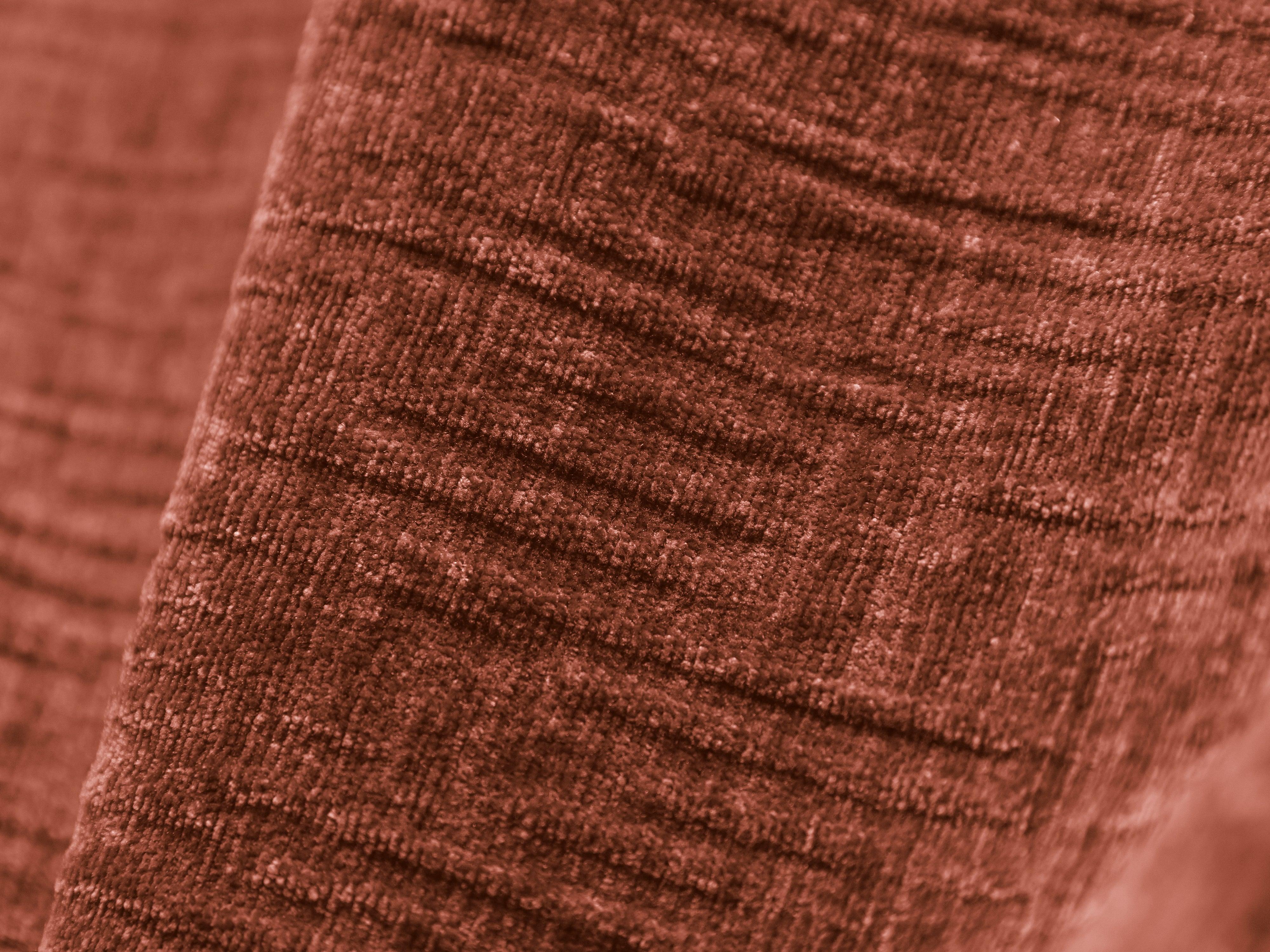 Sofa w tkaninie szenilowej 4-osobowa VANDA terracotta Mazzini Sofas Eye on Design