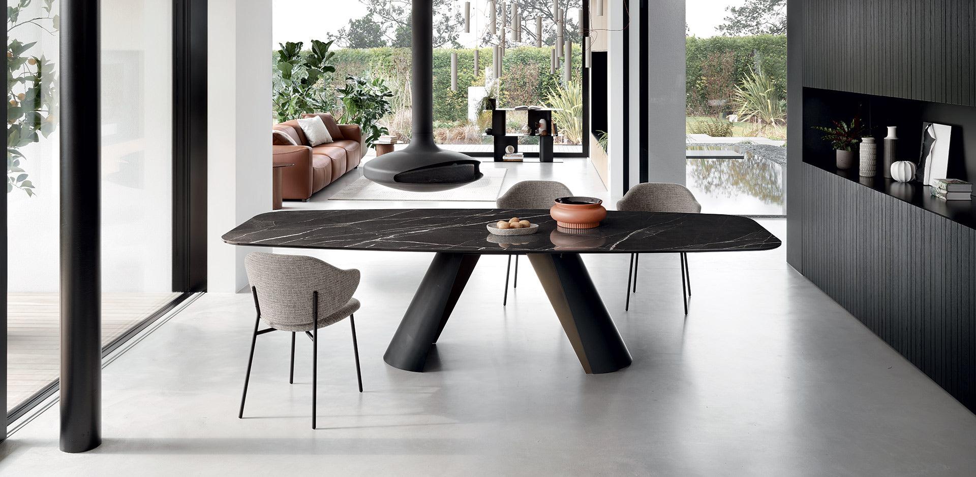 Stół APIAN antracytowe szkło Calligaris Eye on Design