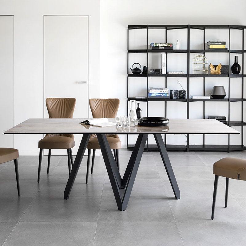 Stół prostokątny CARTESIO jasnoszara ceramika z metalową podstawą Calligaris Eye on Design