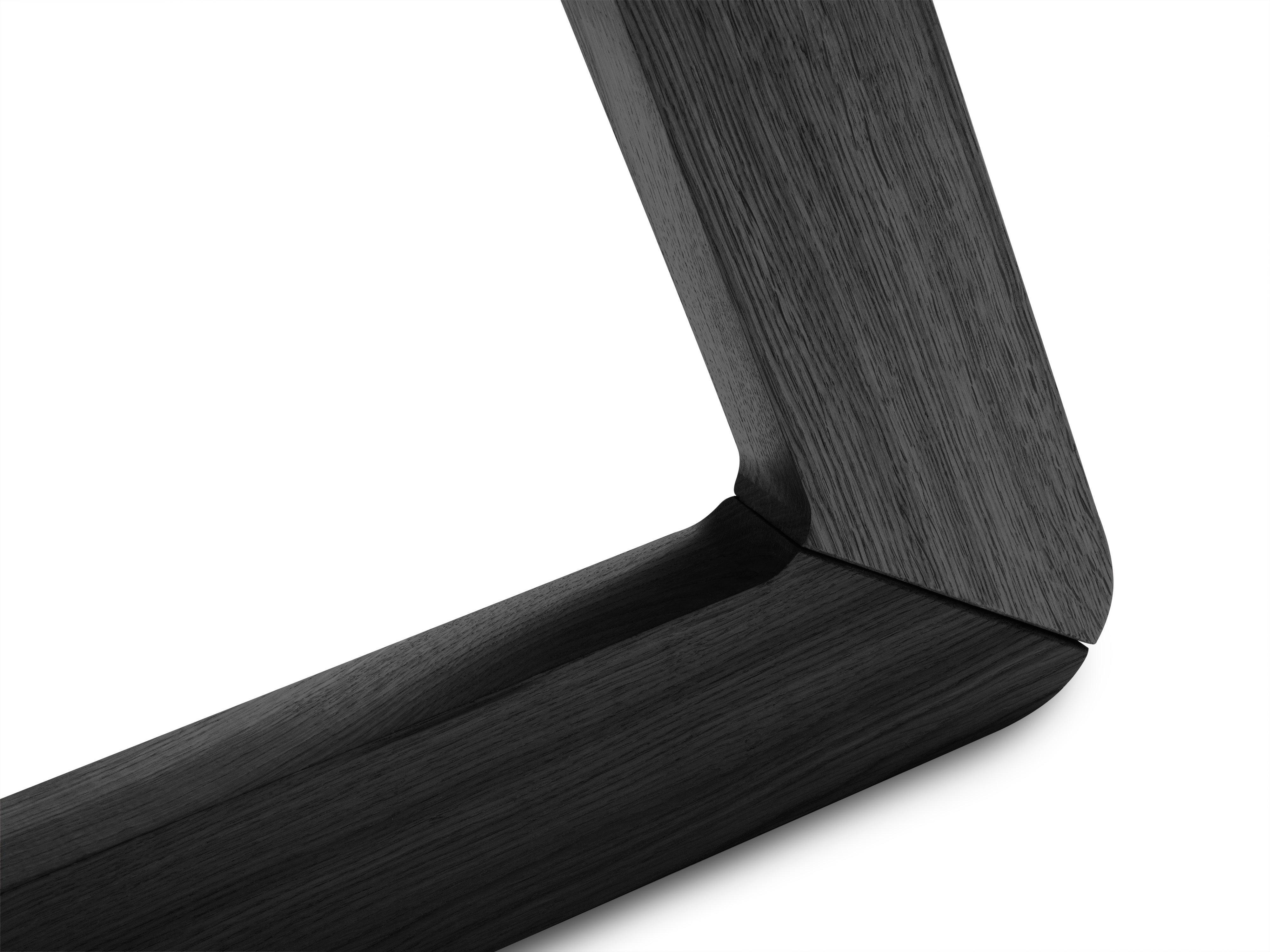 Stół rozkładany BODIL czarny dąb Windsor & Co Eye on Design