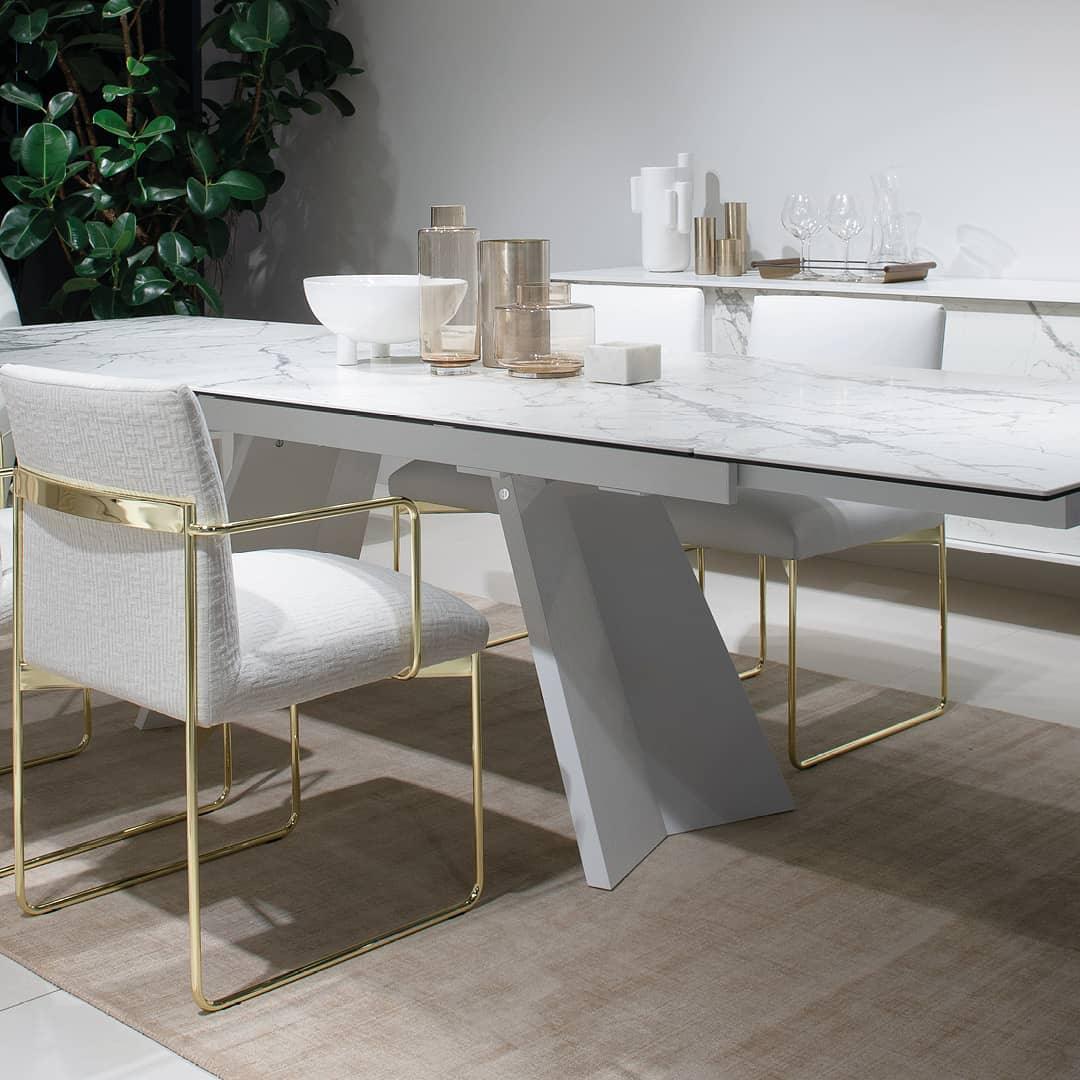 Stół rozkładany ICARO kremowy marmur – drewno, Calligaris