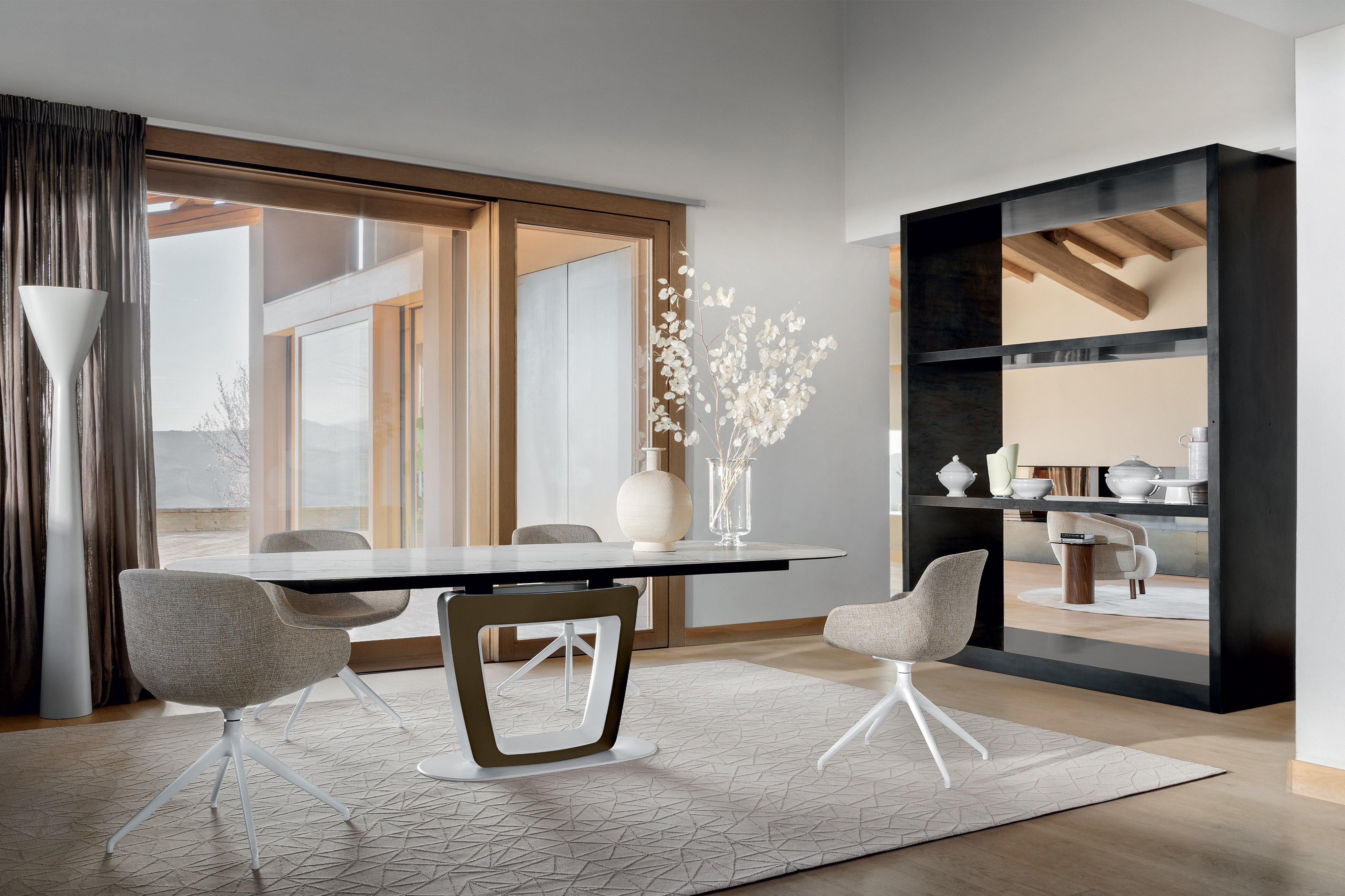 Stół rozkładany ORBITAL transparentne szkło Calligaris Eye on Design