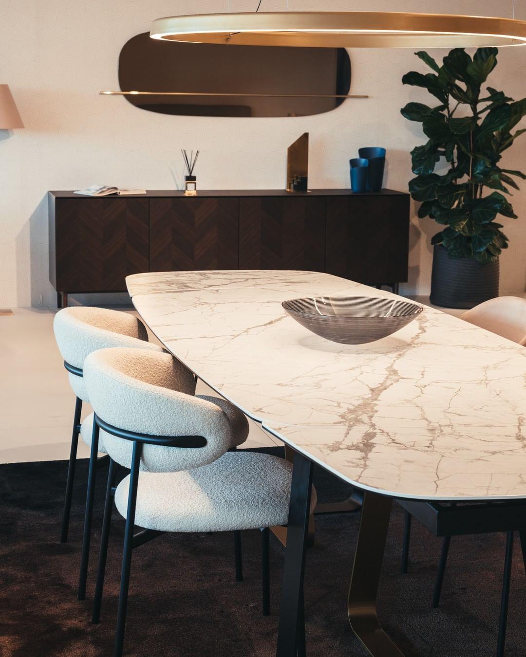 Stół rozkładany SUNSHINE brązowa ceramika Calligaris Eye on Design