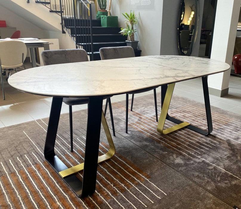 Stół SUNSHINE kremowy marmur Calligaris Eye on Design