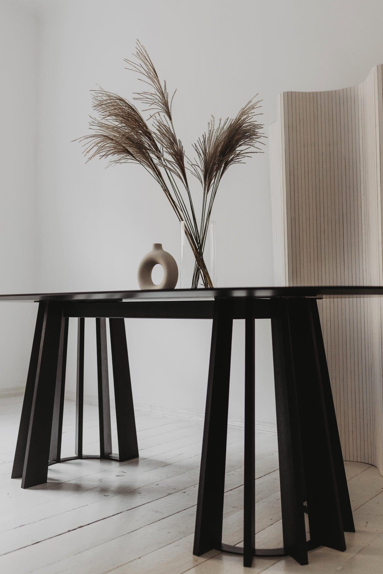 Stół TAVLE OVAL czarny dąb Nordifra Eye on Design