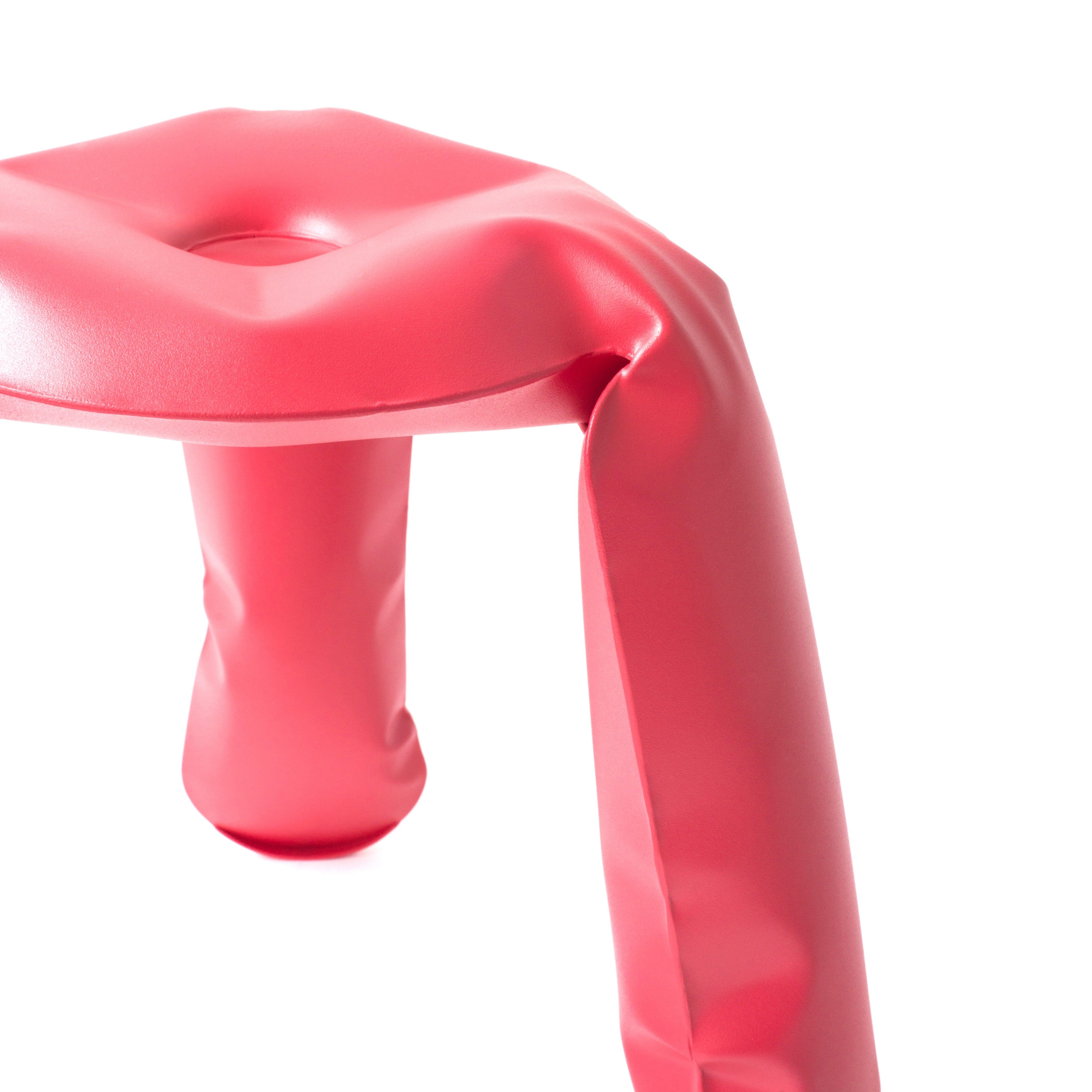 Stołek PLOPP truskawkowy czerwony mat Zieta Studio Eye on Design