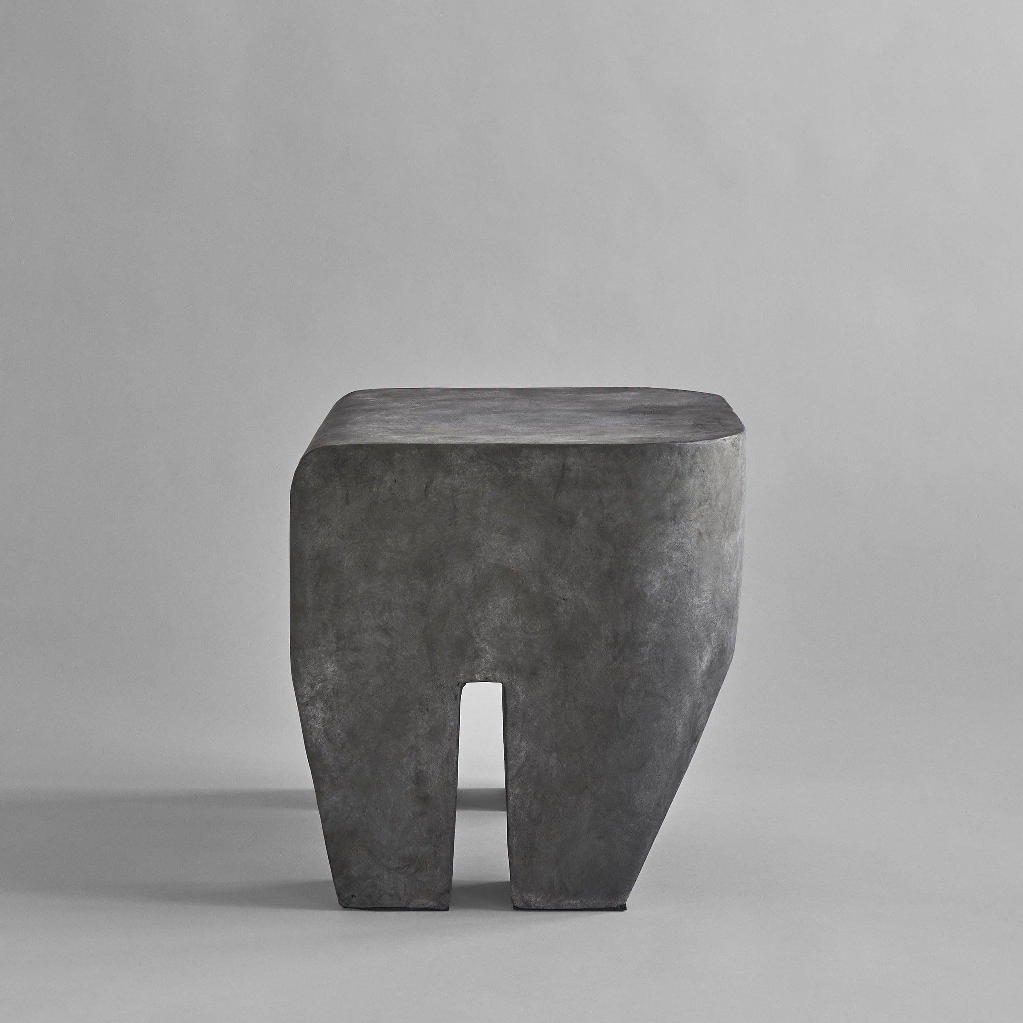 Stołek SCULPT betonowy 101 Copenhagen Eye on Design