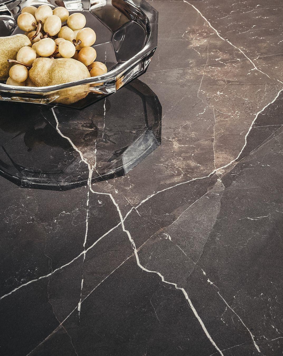 Stolik boczny MUSHROOM czarny matowy Calligaris Eye on Design