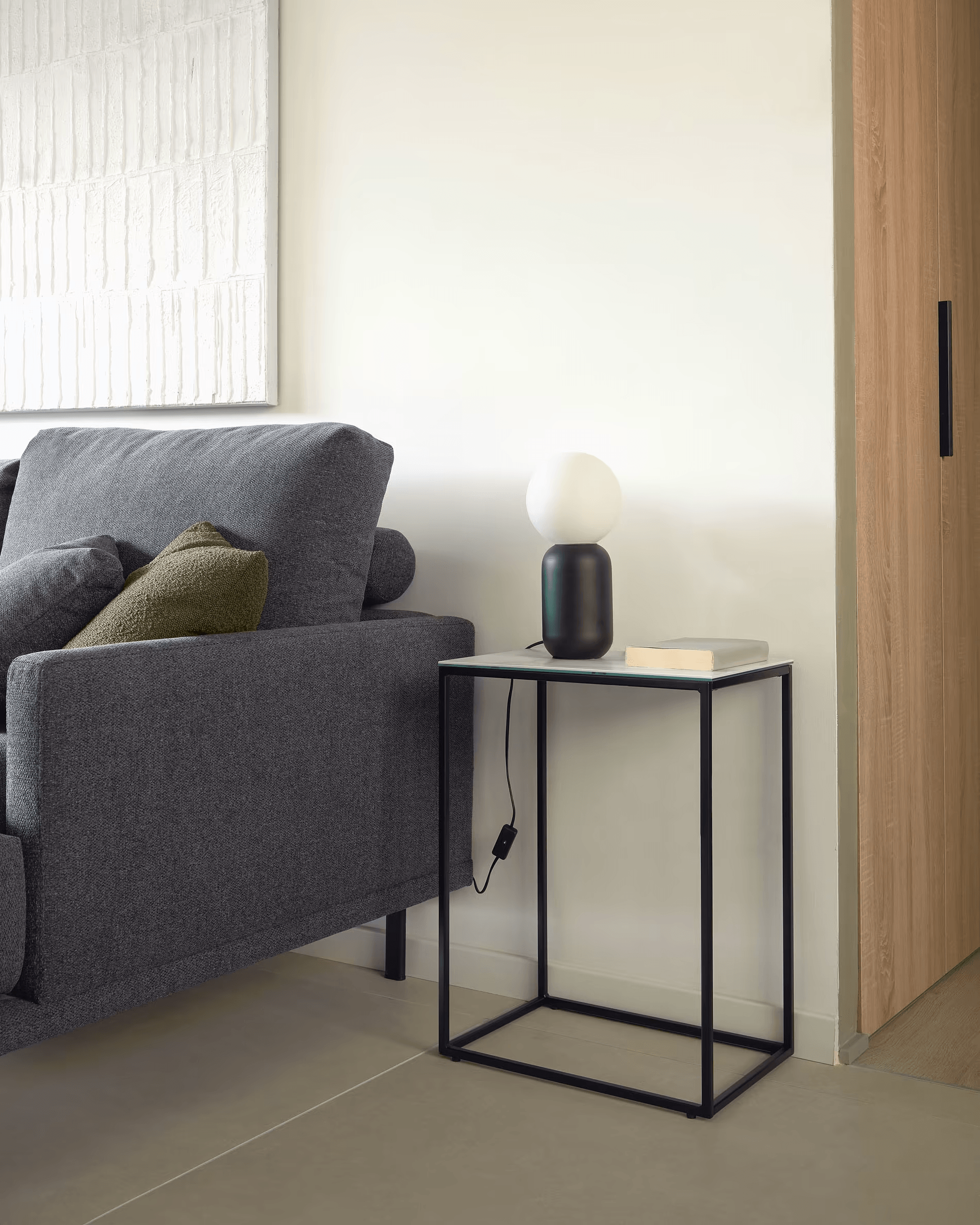 Stolik boczny REWENA biała ceramika La Forma Eye on Design