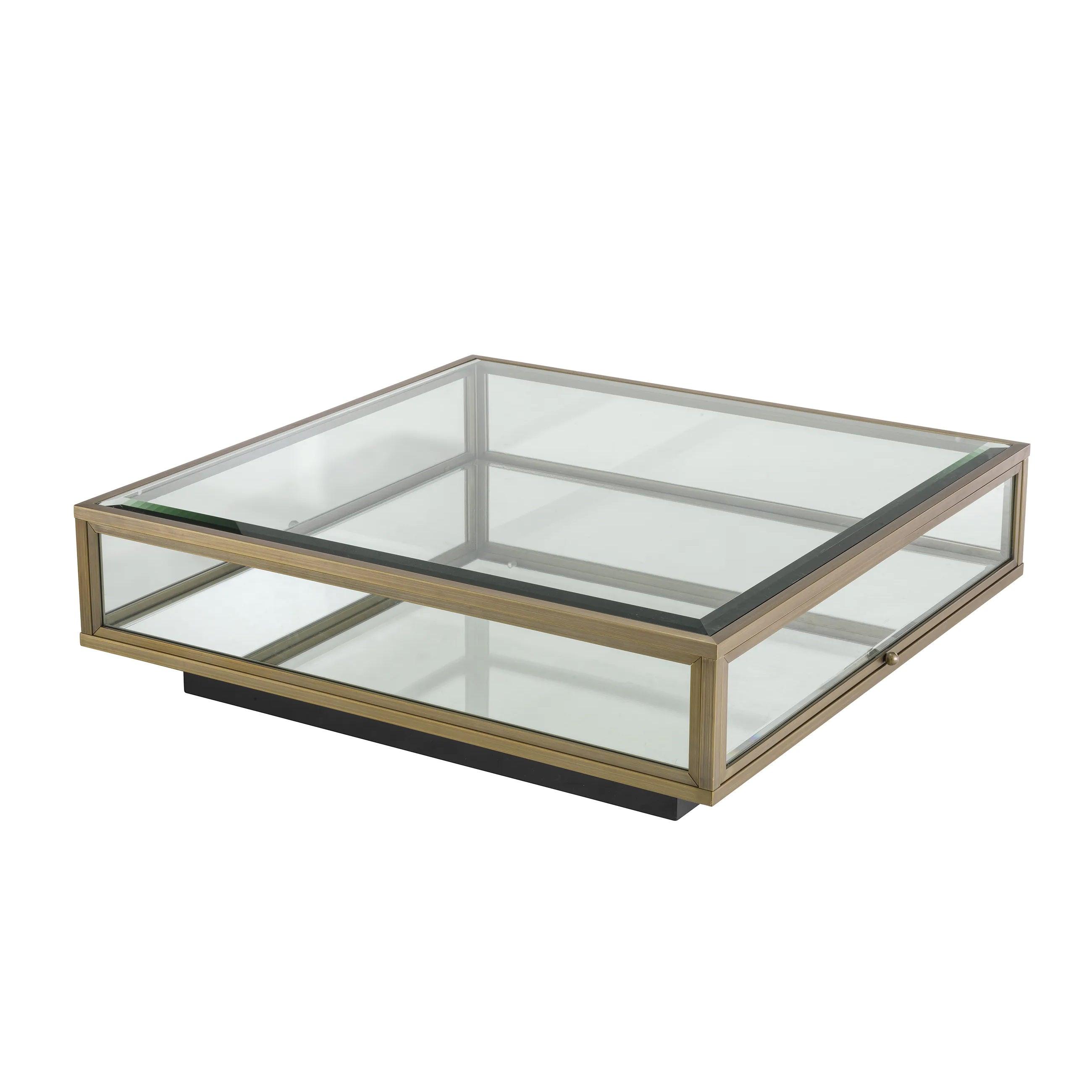 Stolik kawowy RYAN szczotkowany mosiądz Eichholtz Eye on Design