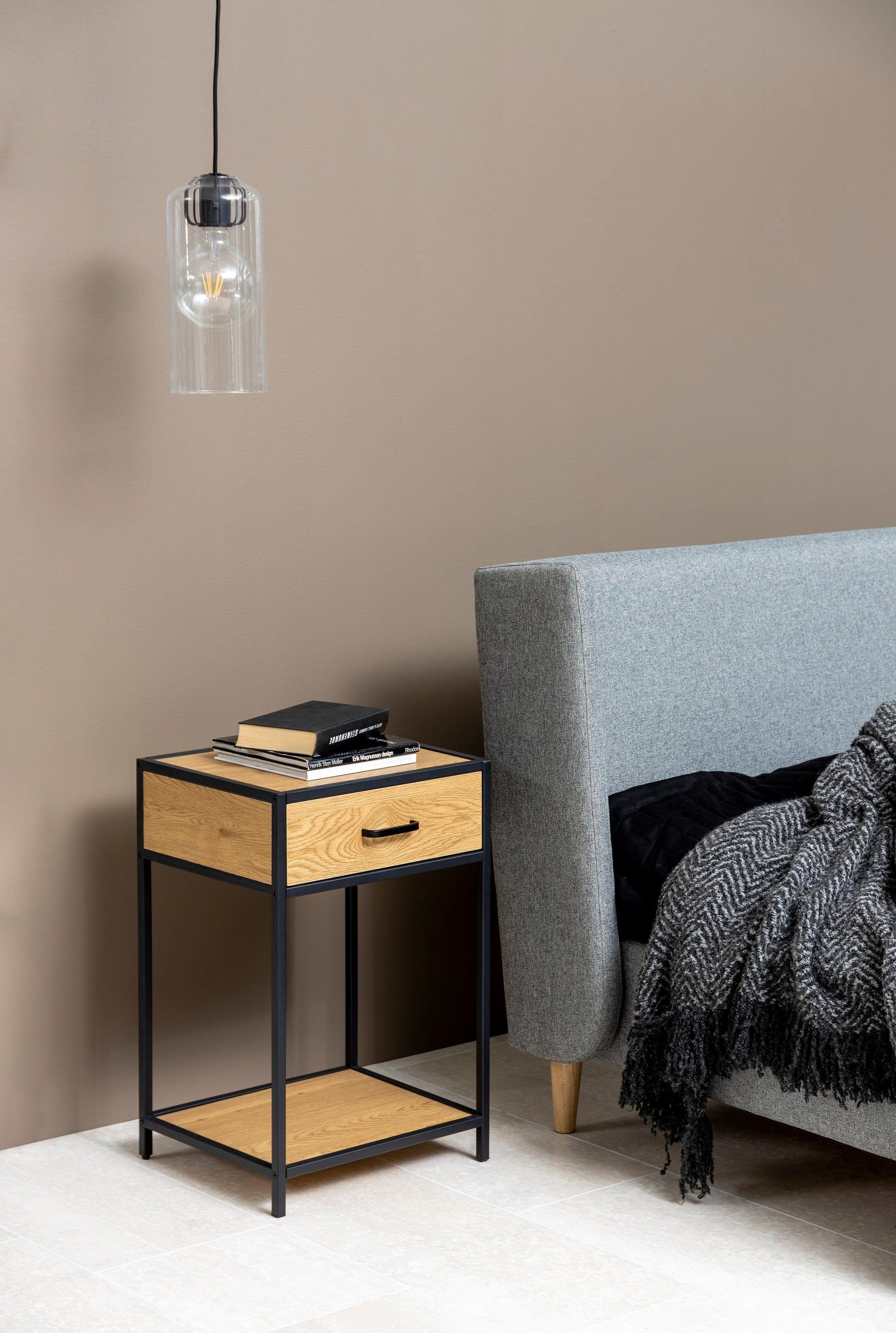 Stolik nocny z szufladą SEAFORD drewniany Actona Eye on Design