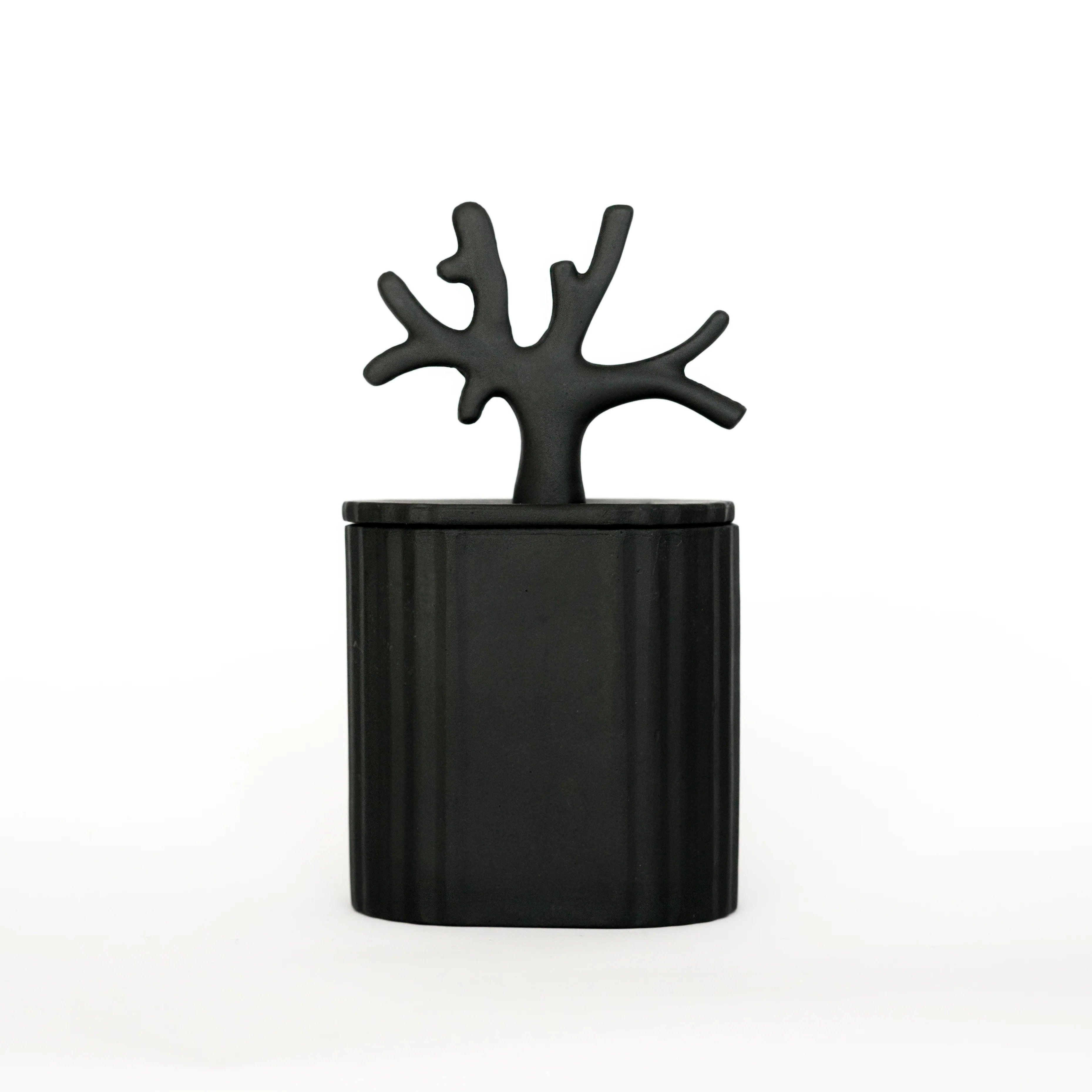 Świeca zapachowa KI czarny – Kyuka Design