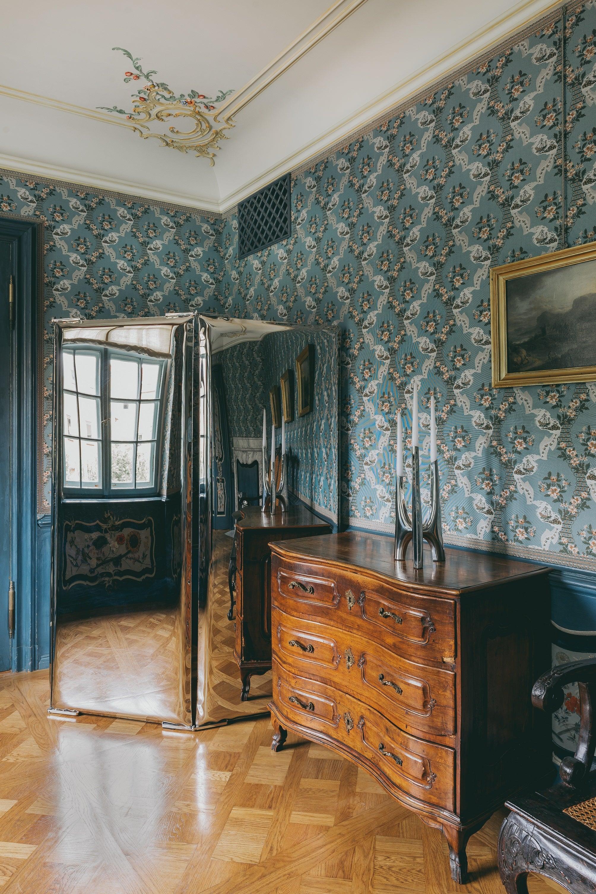 Świecznik TRIGLAV inox Zieta Studio Eye on Design