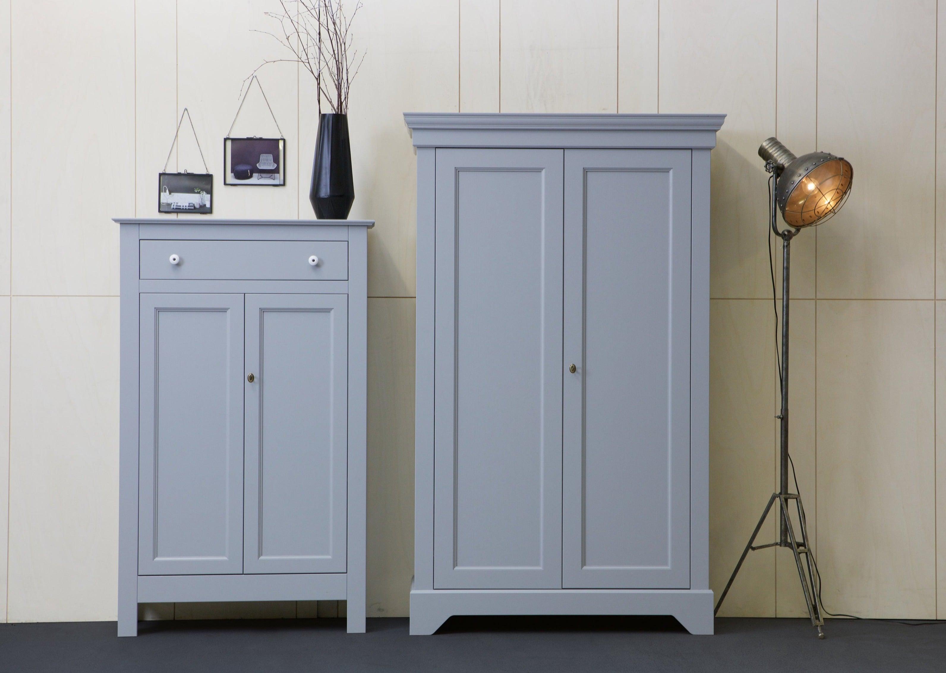 Szafa ISABEL szare drewno Woood Eye on Design