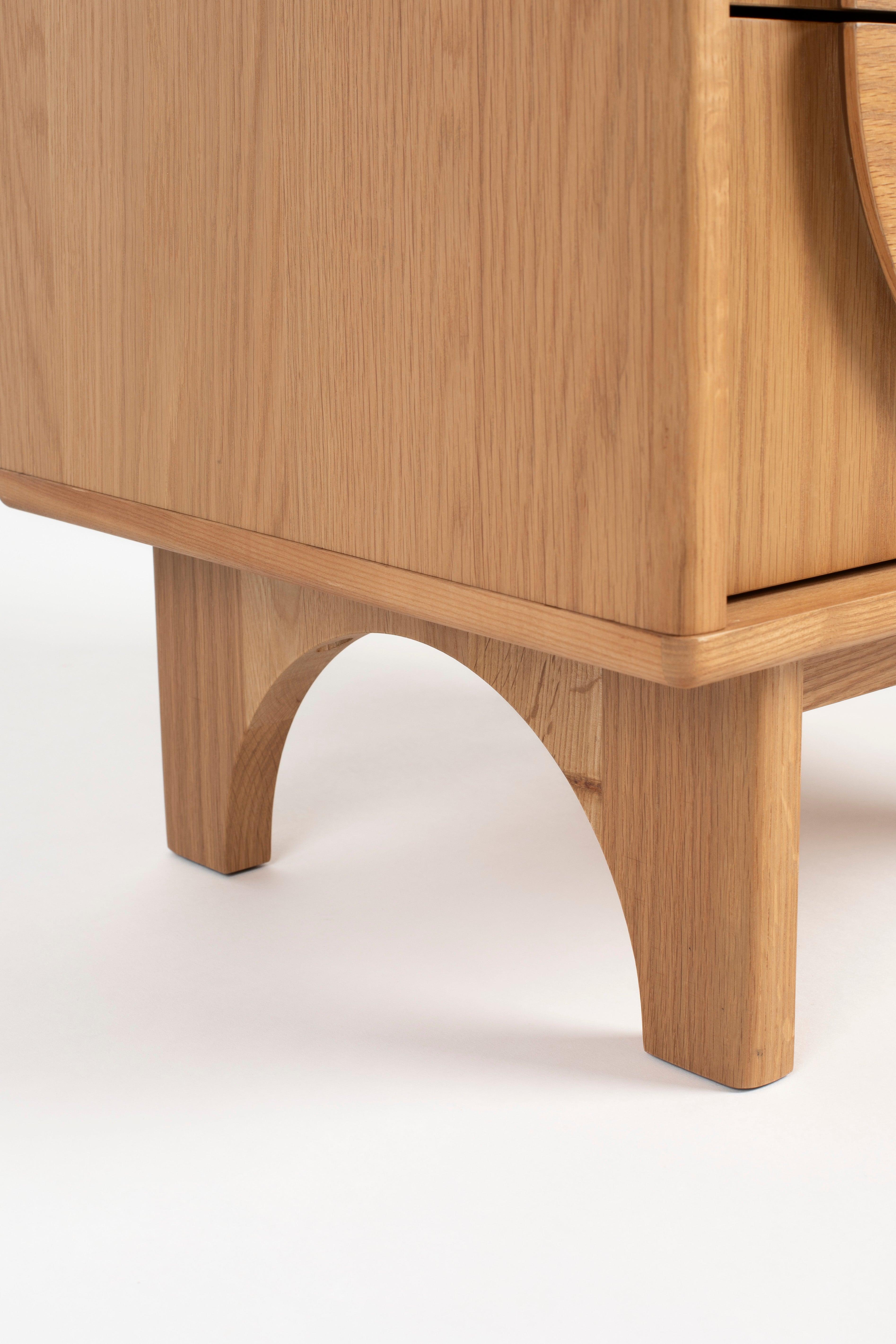Szafka nocna GROOVE drewno dębowe Zuiver Eye on Design