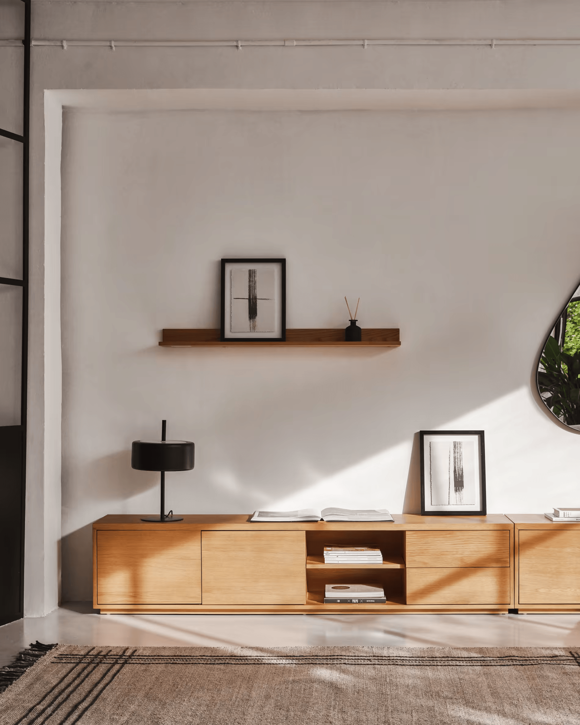 Szafka RTV 2-drzwiowa ABILEN fornir dębowy – Kave Home
