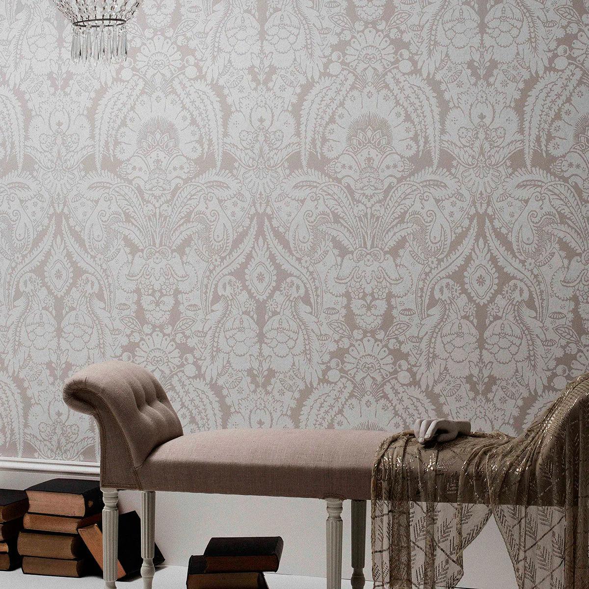 Floral-patterned wallpaper with ornaments ALBEMARLE - Chatterton white on blue