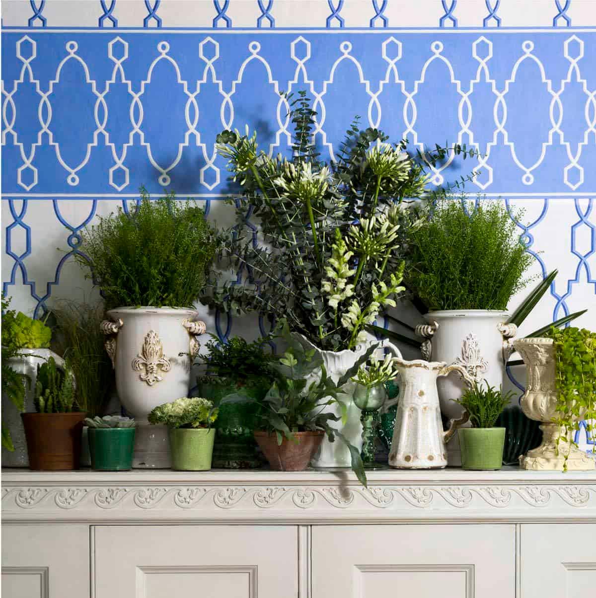 Wallpaper border with geometric pattern FOLIE - Parterre Border red