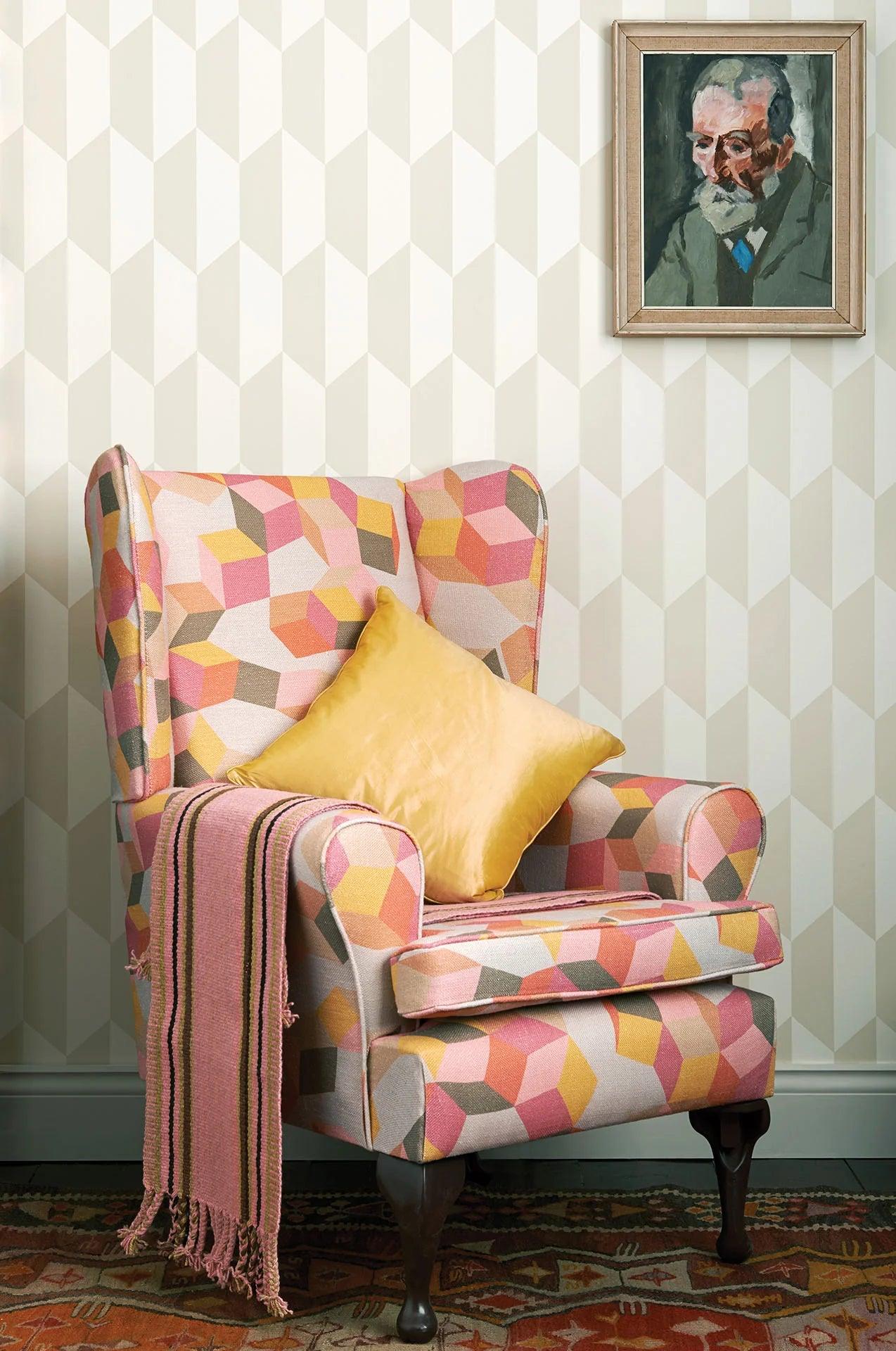 Wallpaper with a geometric hexagon pattern GEOMETRIC II - Dark gray tile