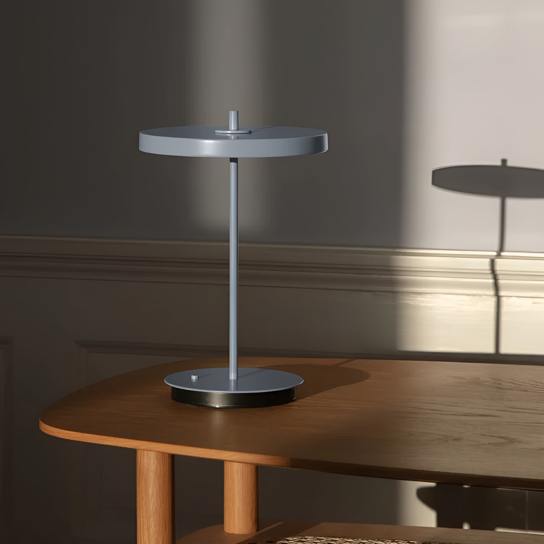 Tragbare Lampe ASTERIA MOVE MONOCHROME hellblau