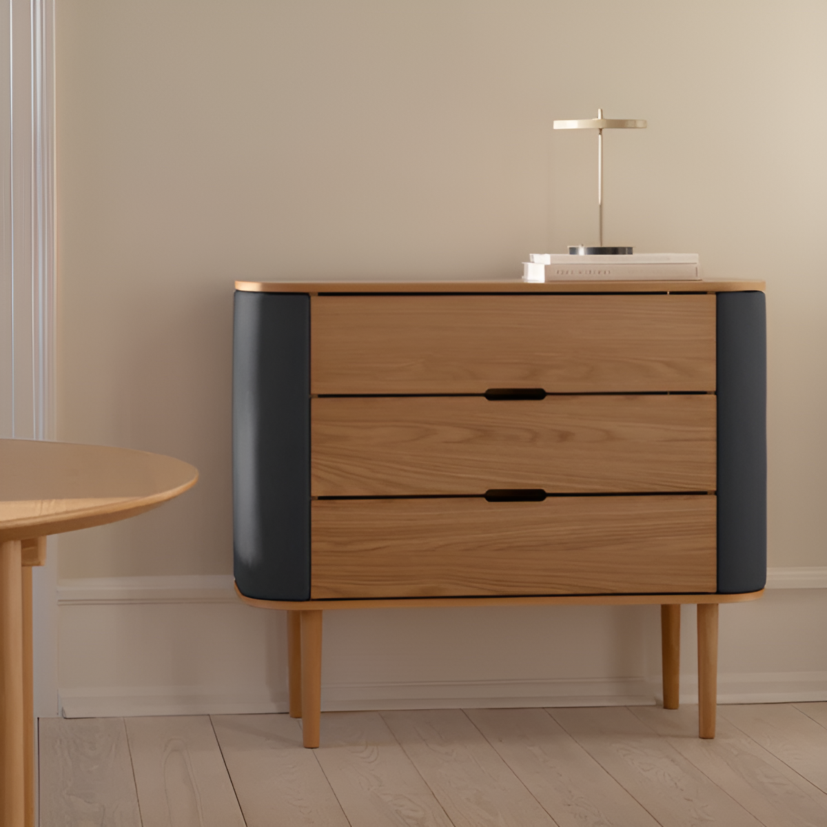 Schrank TREASURES dunkelgrau mit Eichenbasis