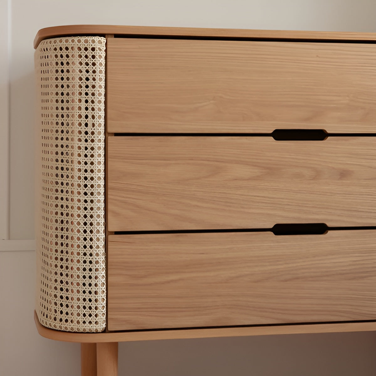 Schrank TREASURES venezianisches Schilfrohr mit Eichenbasis