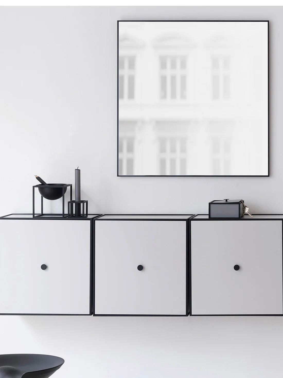 VIEW wall mirror black