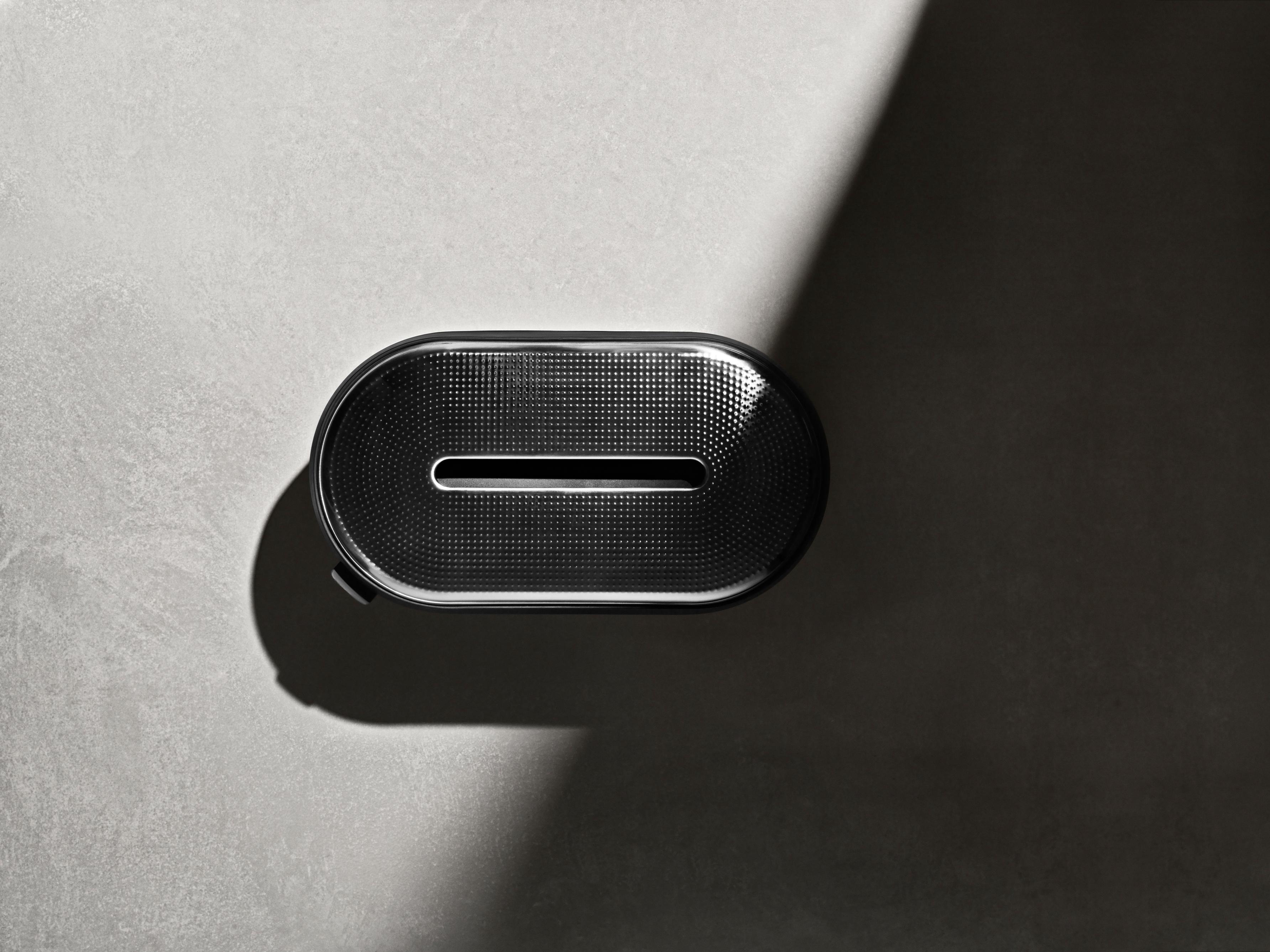 VIPP Black Bread Bin