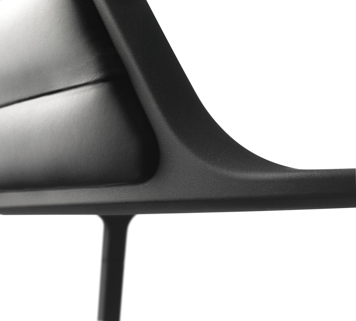 Bürostuhl 452 schwarze Leder mit schwarzem Metallgestell