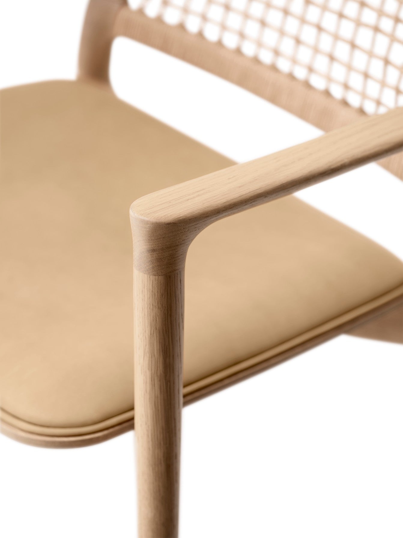CABIN Armchair in Caramel Leather with Light Oak Base