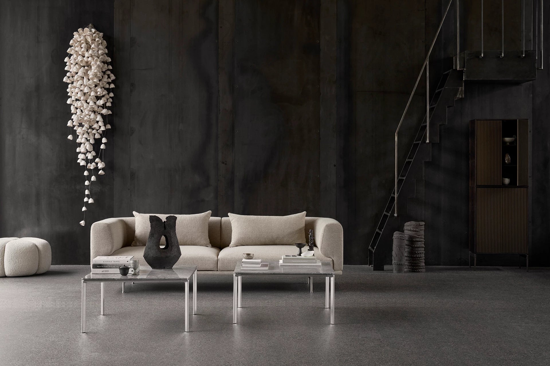 Sofa 3-sitzig CHIMNEY braun Boucle mit schwarzem Gestell