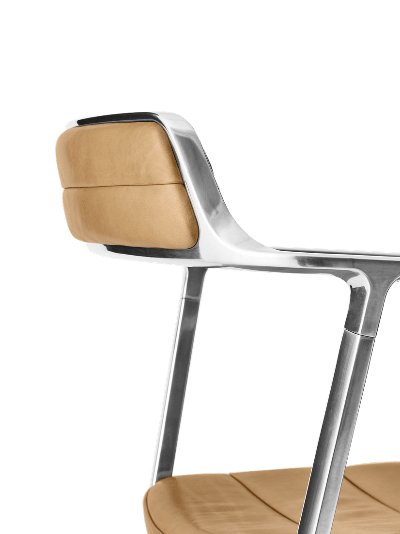 Stuhl 451 karamelbraunes Leder mit Metallbasis