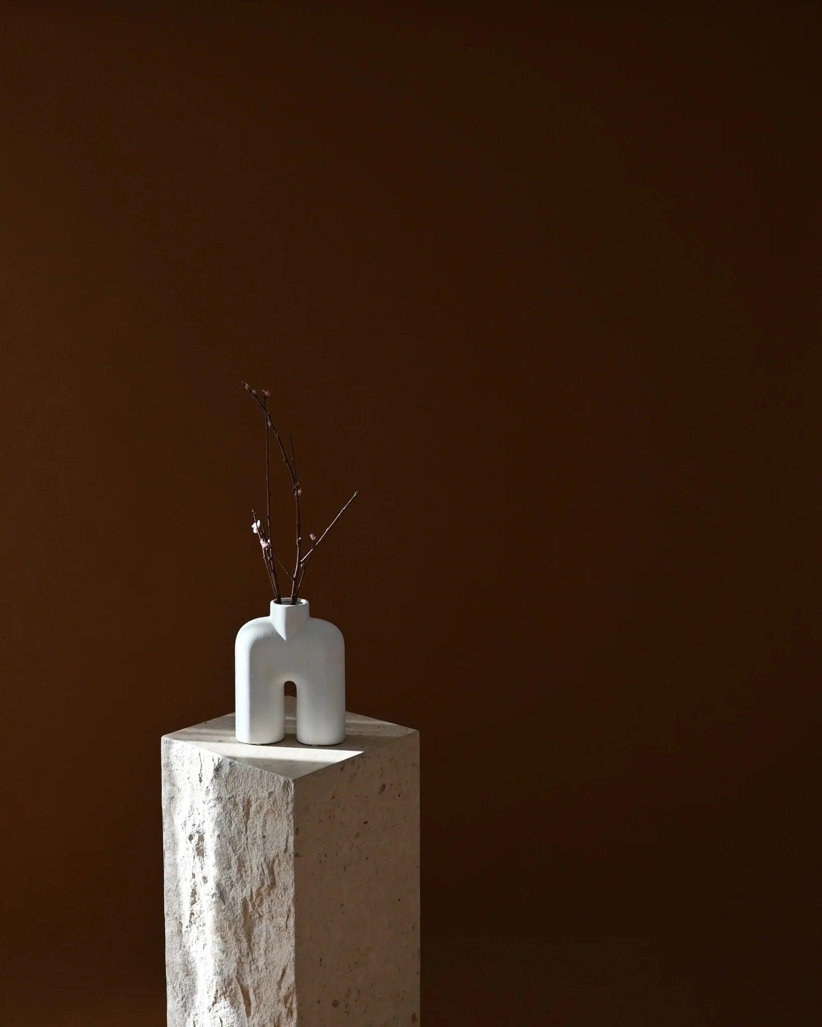 Wazon COBRA TALL BONE biały 101 Copenhagen Eye on Design