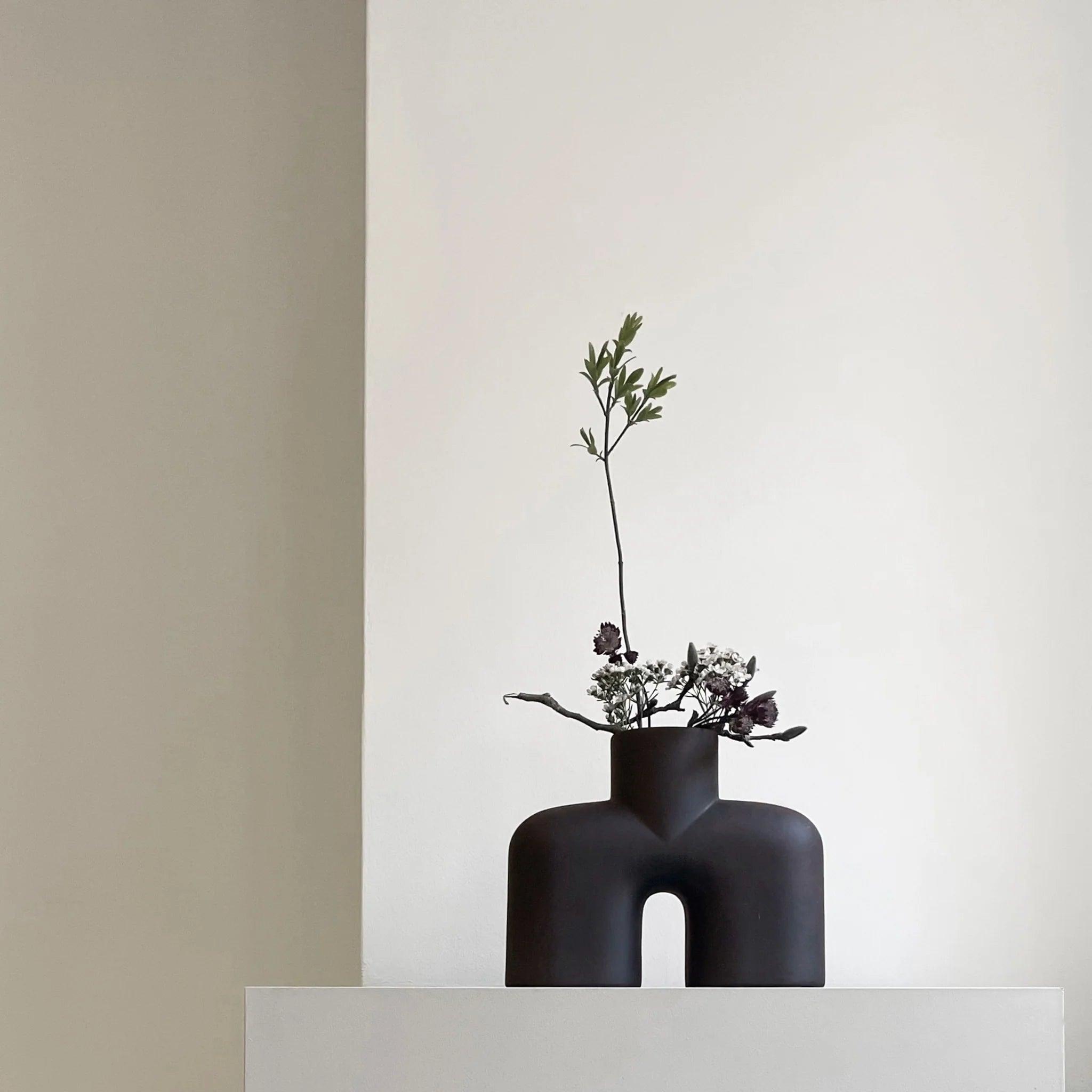 Wazon COBRA UNO ciemnobrązowy 101 Copenhagen Eye on Design