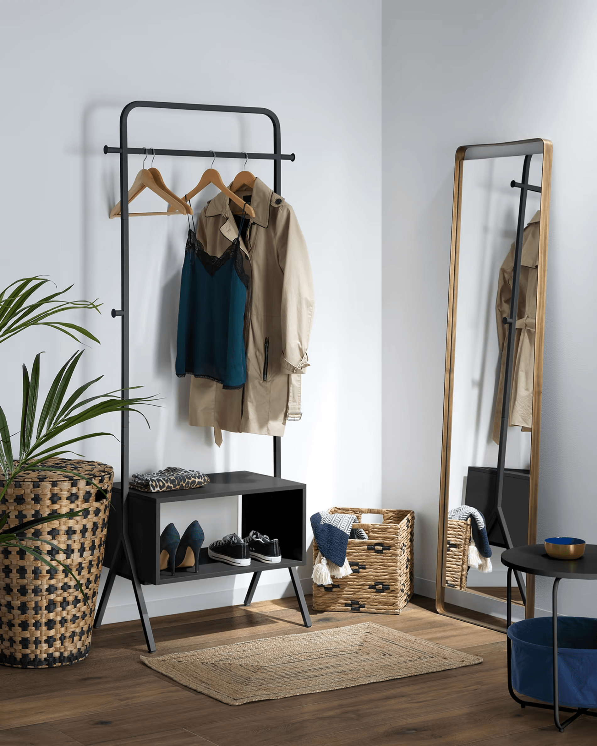 Wieszak CELISE czarny – Kave Home