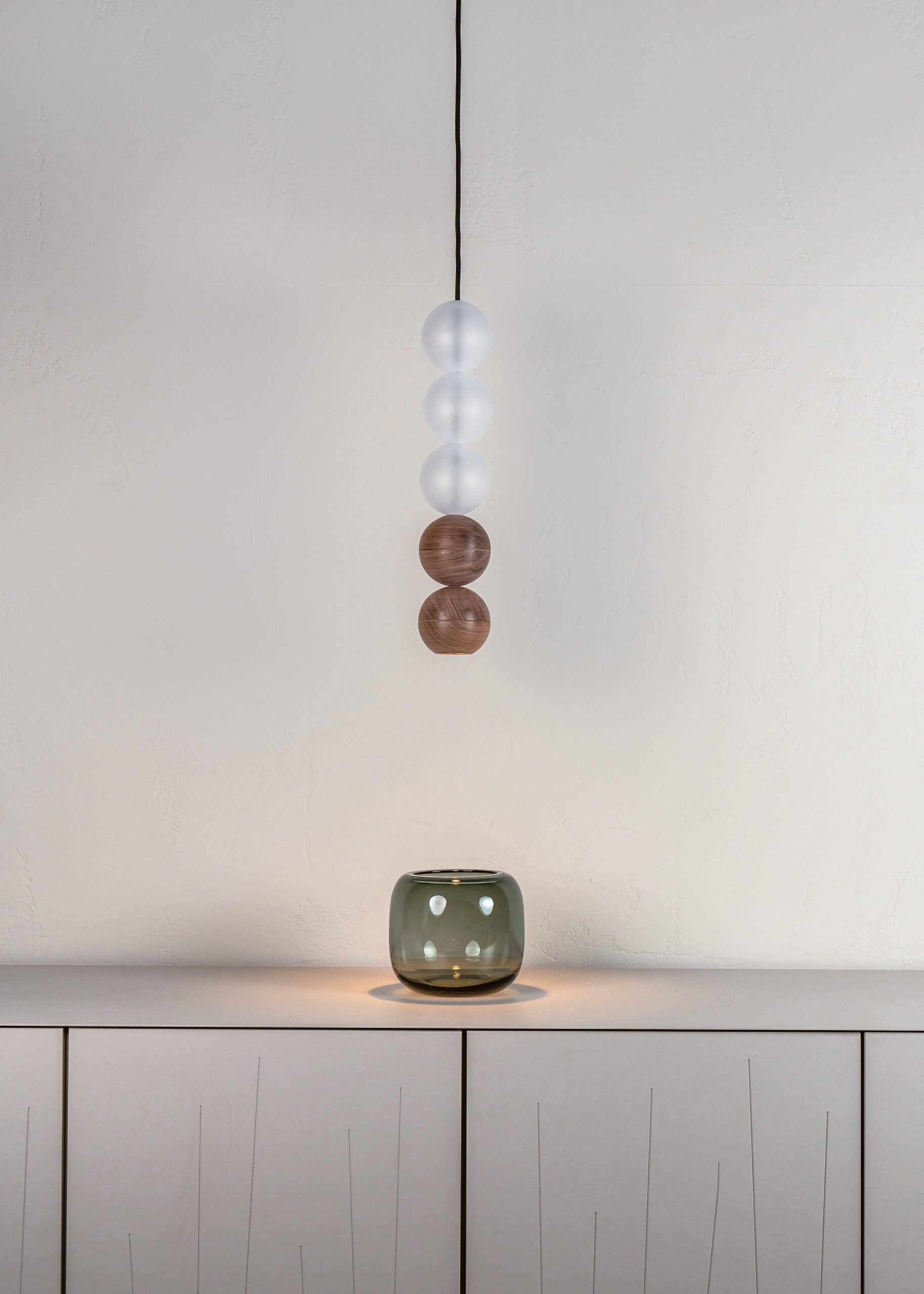 WOODOO GLASS pendant lamp in walnut wood