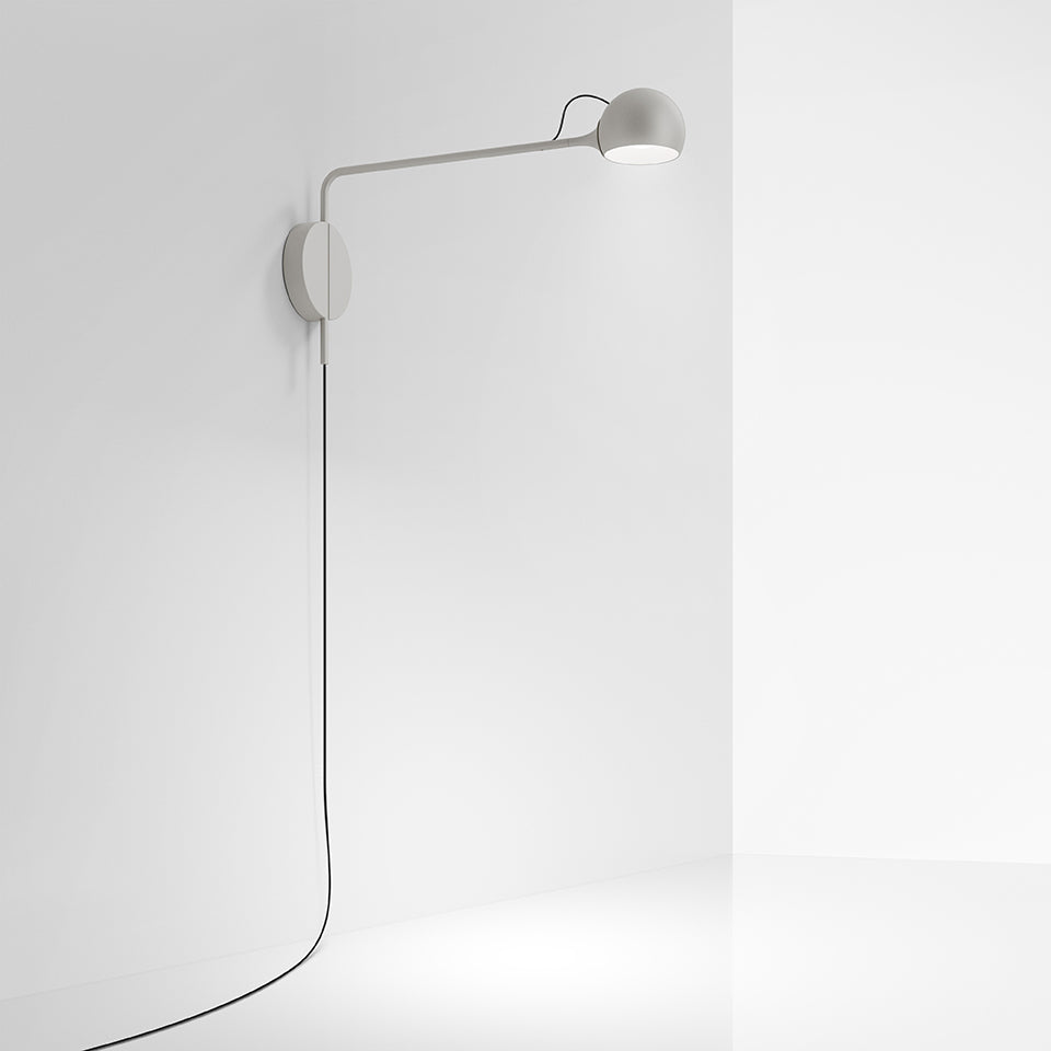 Wandlampe verstellbar IXA hellgrau